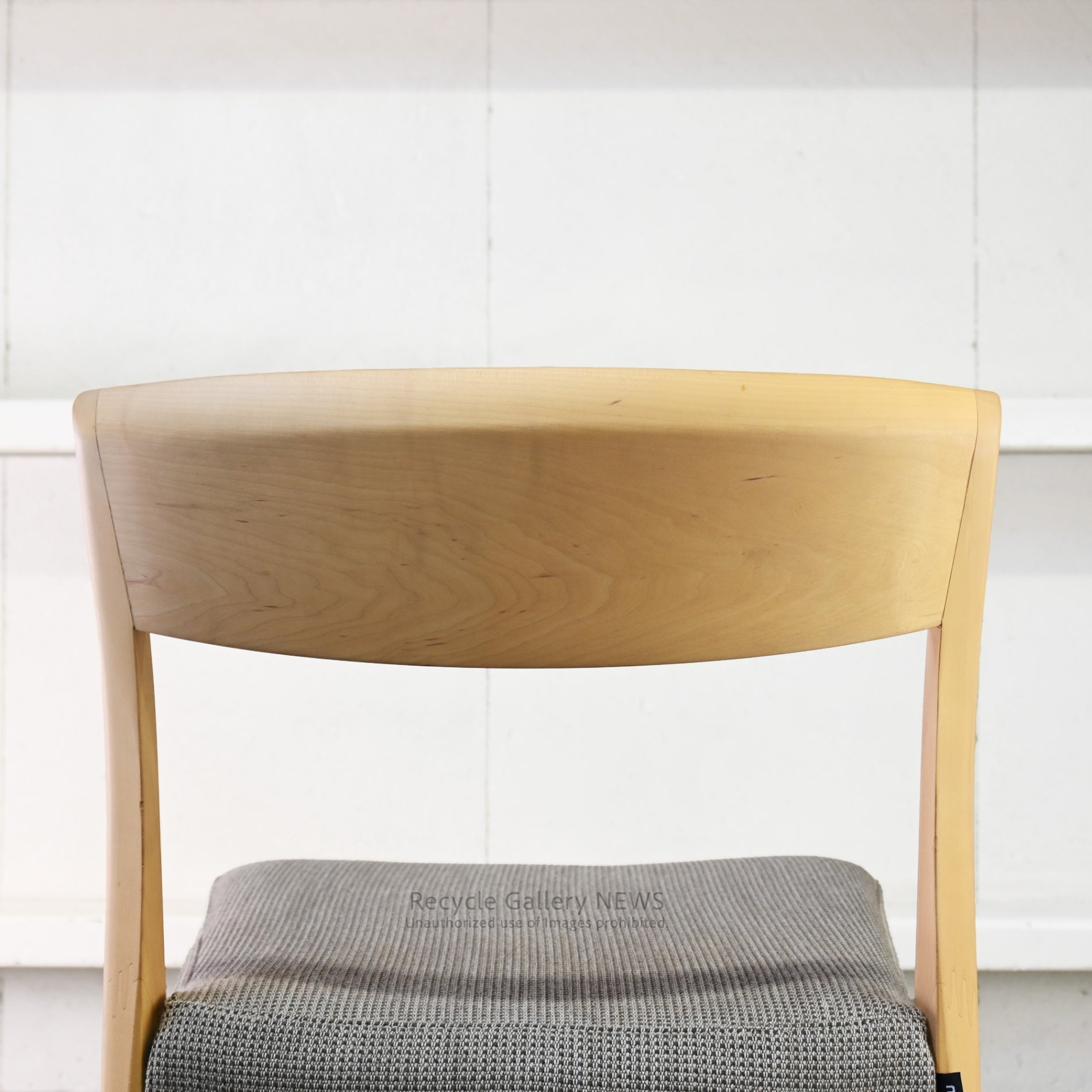 Karimoku Wooden Chair Japanese Scandinavian Inspired Natural Design / カリモク 椅子 木製 日本 北欧テイスト ナチュラルデザイン
