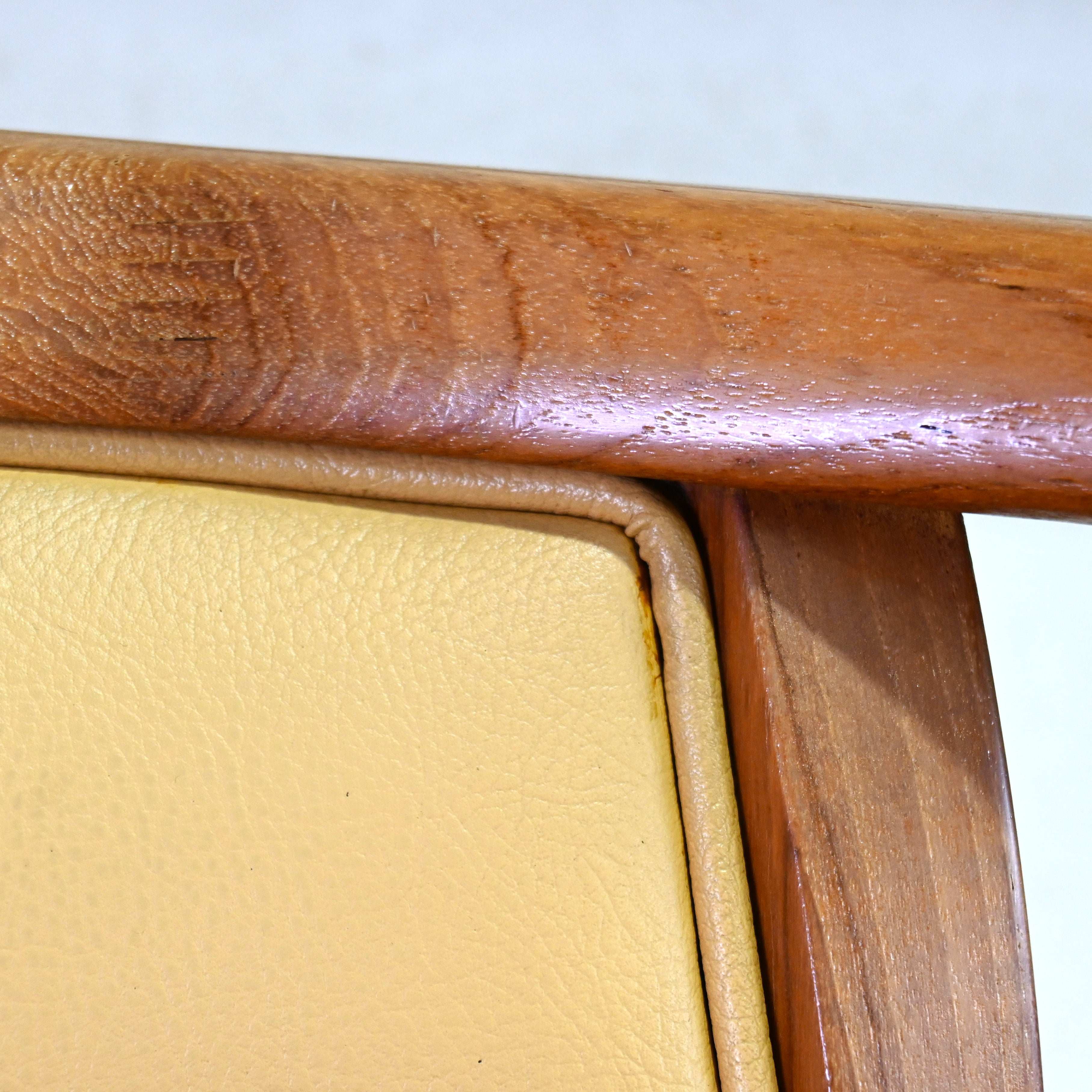 Aobayashi Seisakujyo Teakwood Arm Dining chair Yellow Japan vintage Scandinavian design / 青林製作所 チーク材 アーム ダイニングチェア イエロー ジャパンヴィンテージ 北欧デザイン