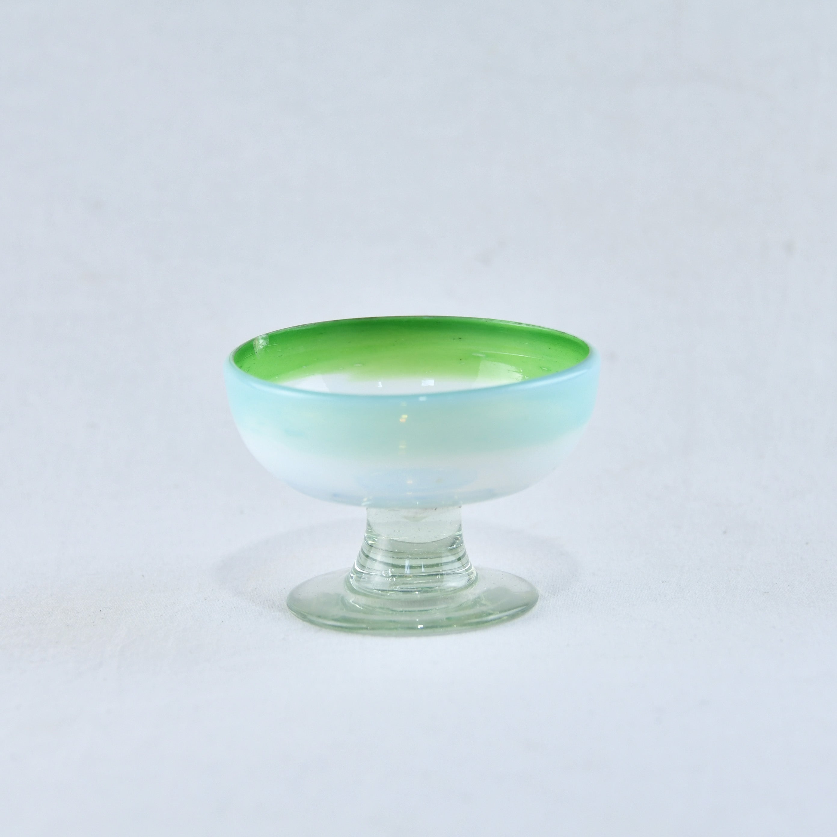 Vintage Japanese glass Sherbet Glass Ice cream cup / 緑縁乳白暈し氷コップ(吹きガラス)