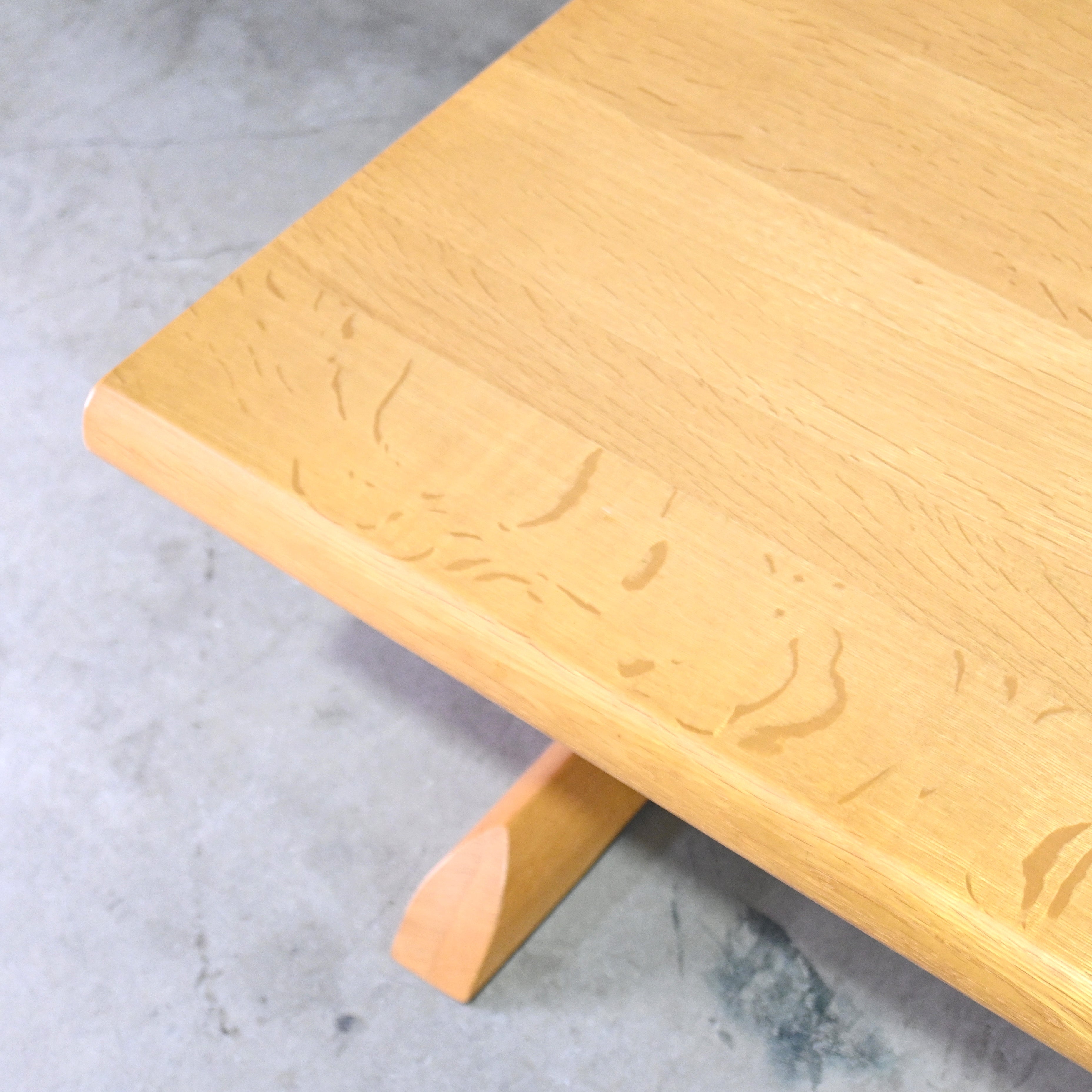 Hida sangyon Oakwood Solidwood Center table Japanese modern / 飛騨産業 オーク材 楢無垢材 センターテーブル 飛騨家具 ジャパニーズモダン