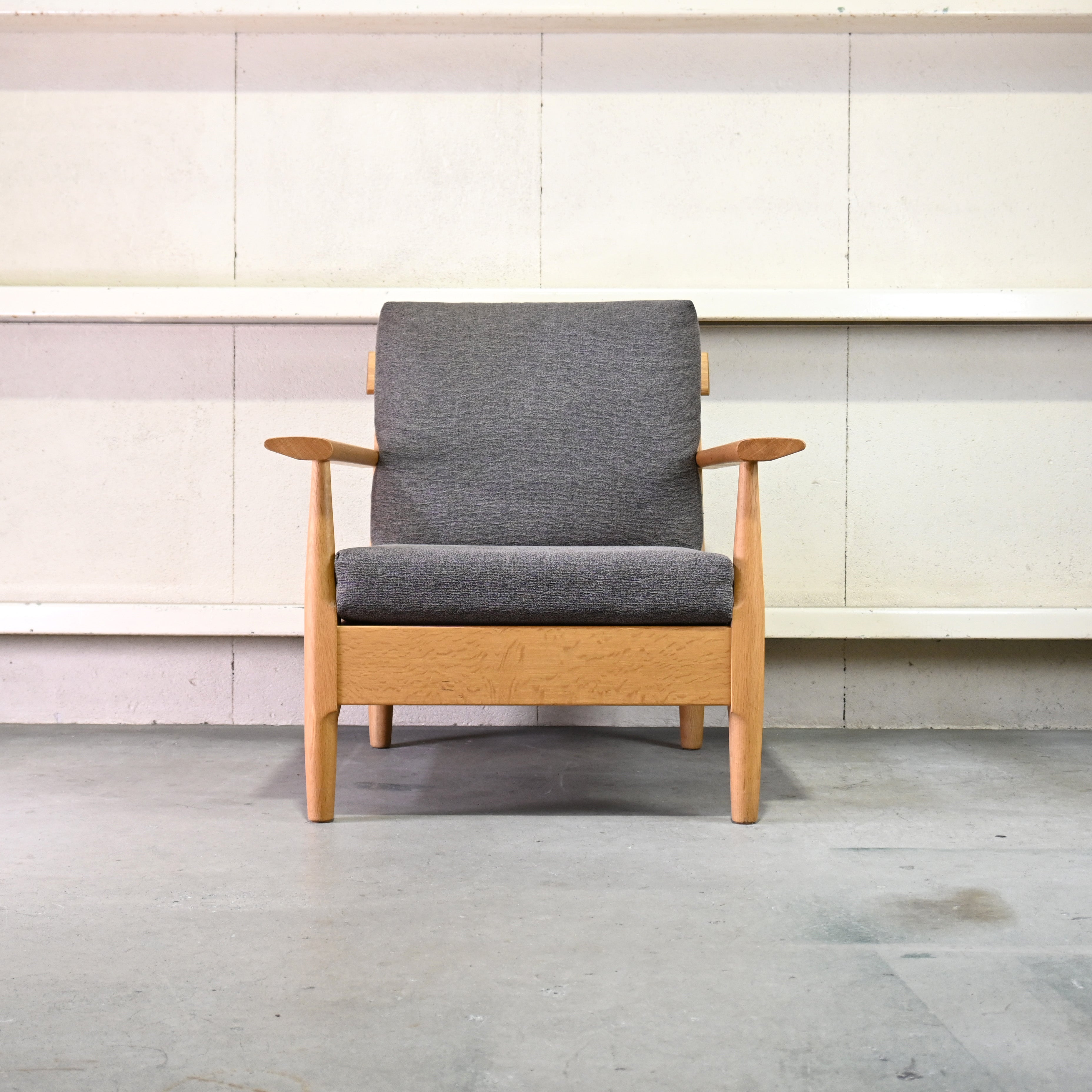 Kashiwa mokkou Cigarro 1P Sofa Oakwood Fabric Japanese modern / 柏木工 シガーロ 1Pソファ オーク材 ファブリック 飛騨家具 ジャパニーズモダン