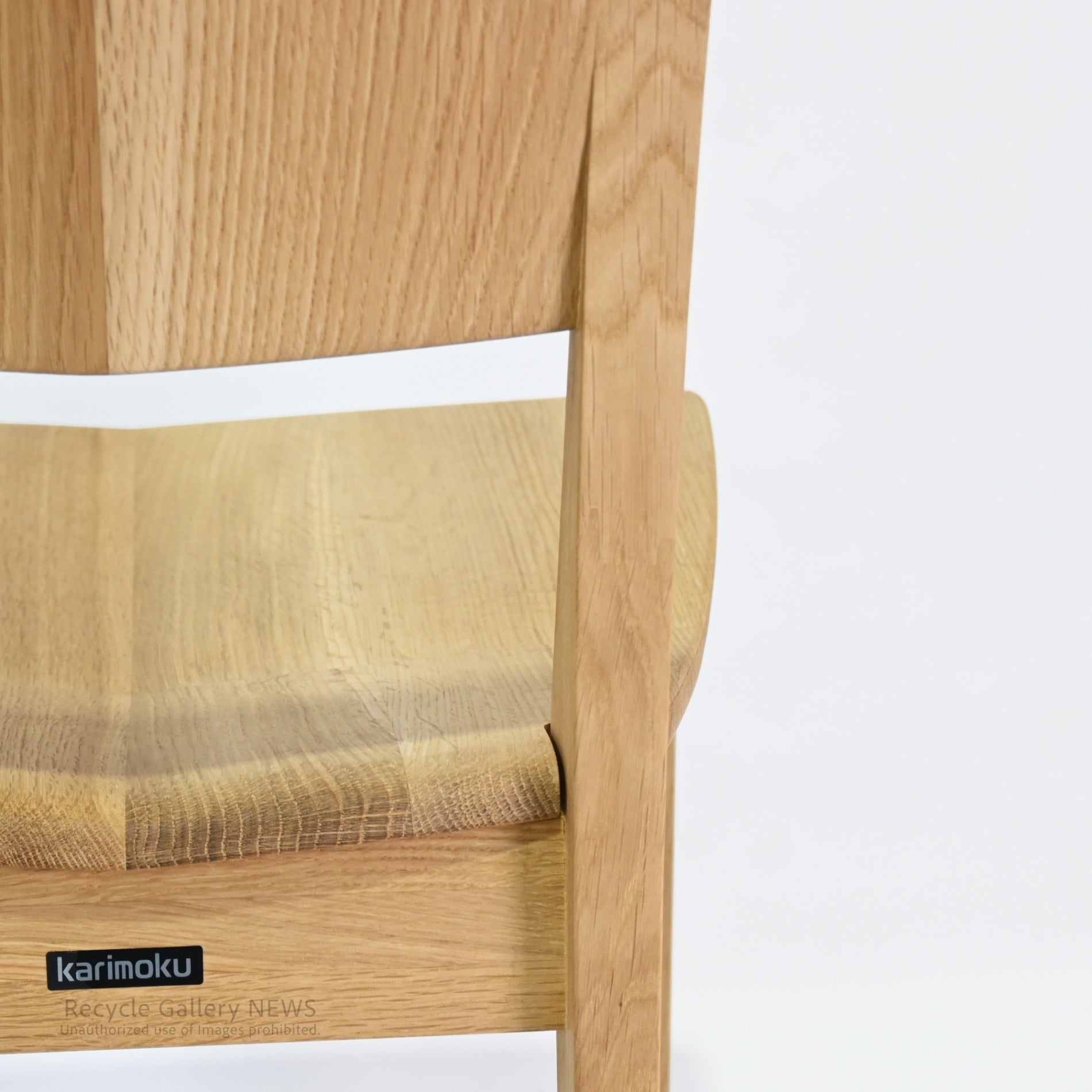 Karimoku New Standard 2-Seater Solid Wood Dining Table Minimalist Scandinavian Inspired Japan /　 カリモク 2Pダイニングセット 日本 ニュースタンダード 無垢材 北欧テイスト ミニマル