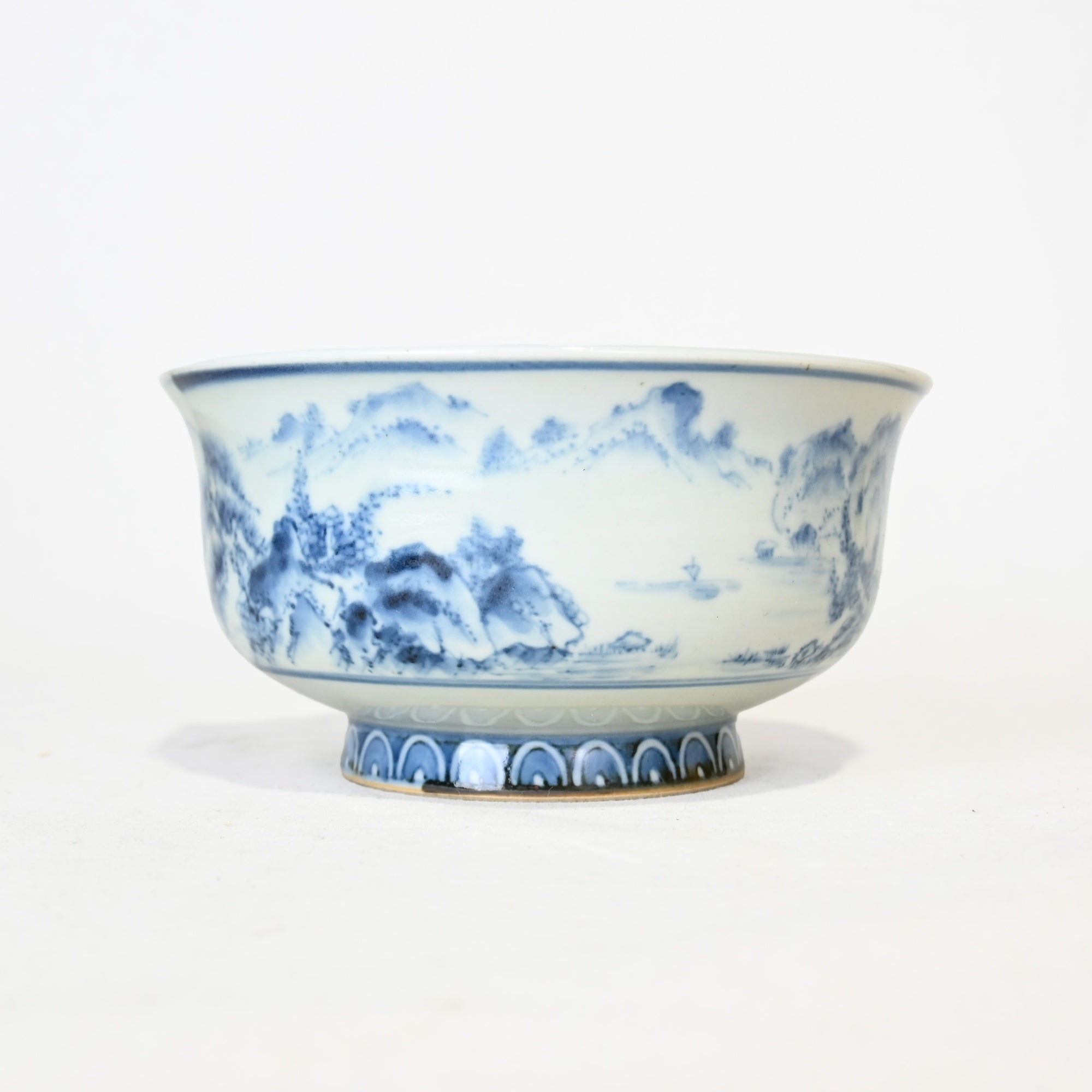 六代 佐藤走波 染錦花文 山水鉢 共箱付 有田焼 / The Sixth Sato Souha Some-Nishiki Ka-mon San-sui Bowl Arita ware