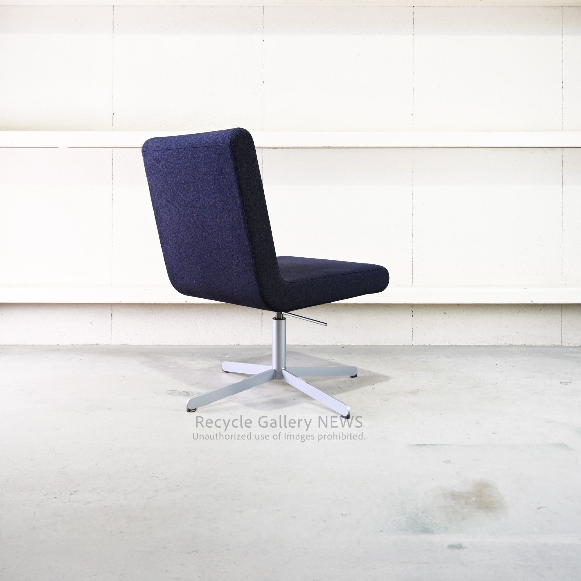 CASSINA ixc. BOOMERANG four star Modern Swivel Chair / カッシーナ イクスシー ブーメラン フォースター スウィベルチェア モダン