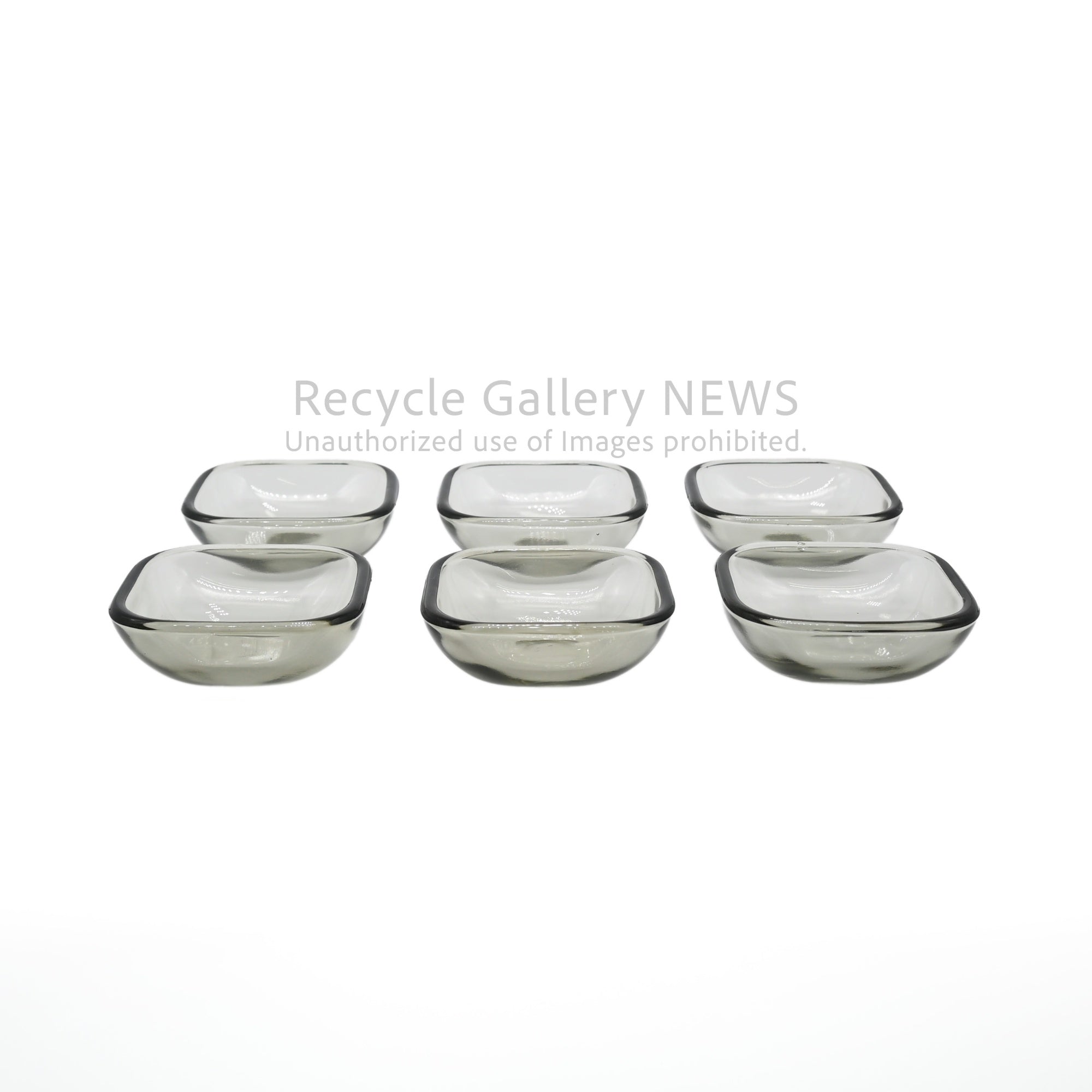 Rare Hoya Glass "Starting Unit series" Set of 7 Plates Smoke Gray Showa Retro / HOYA 保谷硝子 スターティングユニット 7点セット スモークグレー 昭和レトロ 希少