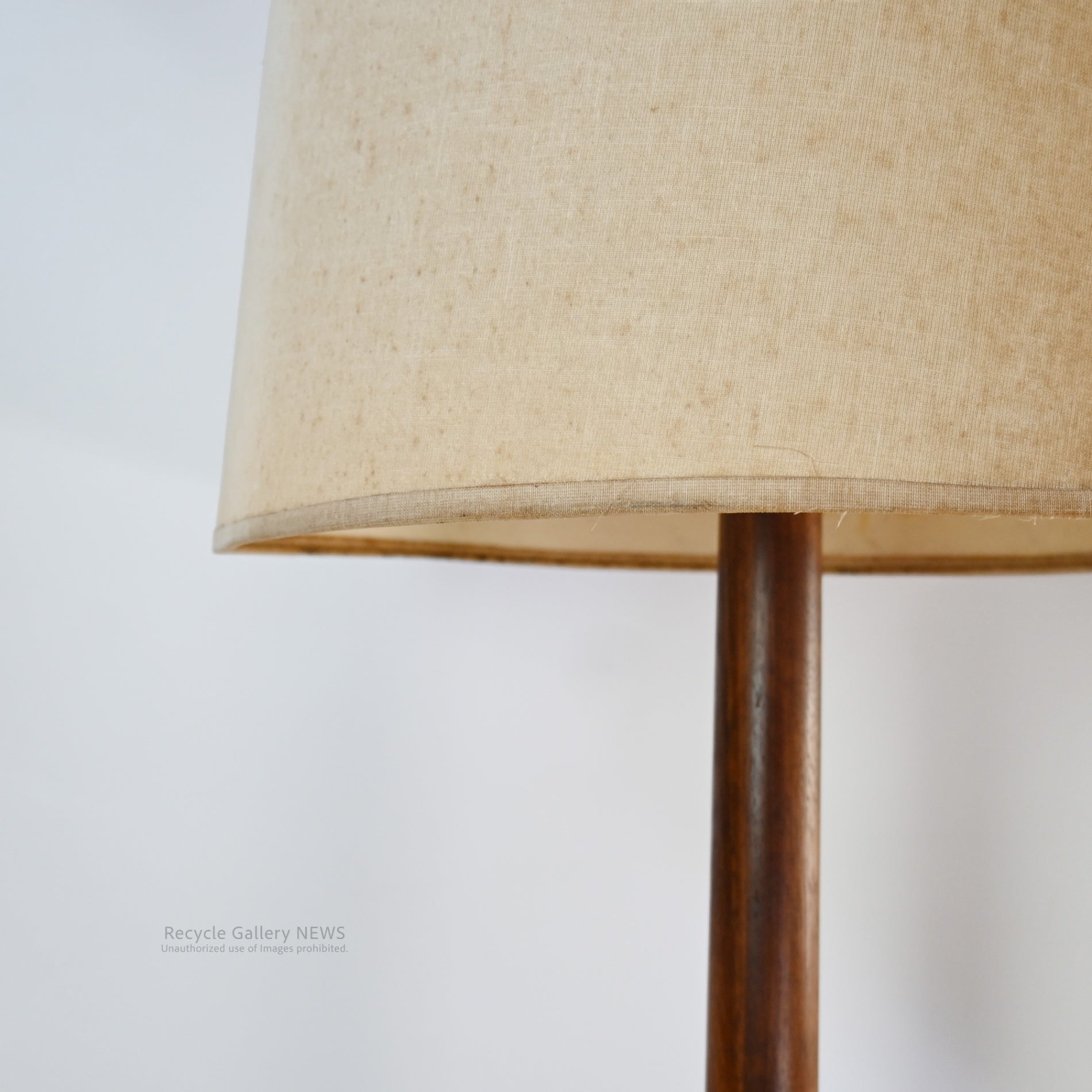 Scandinavian vintage Teardrop base Floor stand masterpiece Denmark / 北欧ヴィンテージ ティアドロップベース フロアスタンドライト マスターピース デンマーク