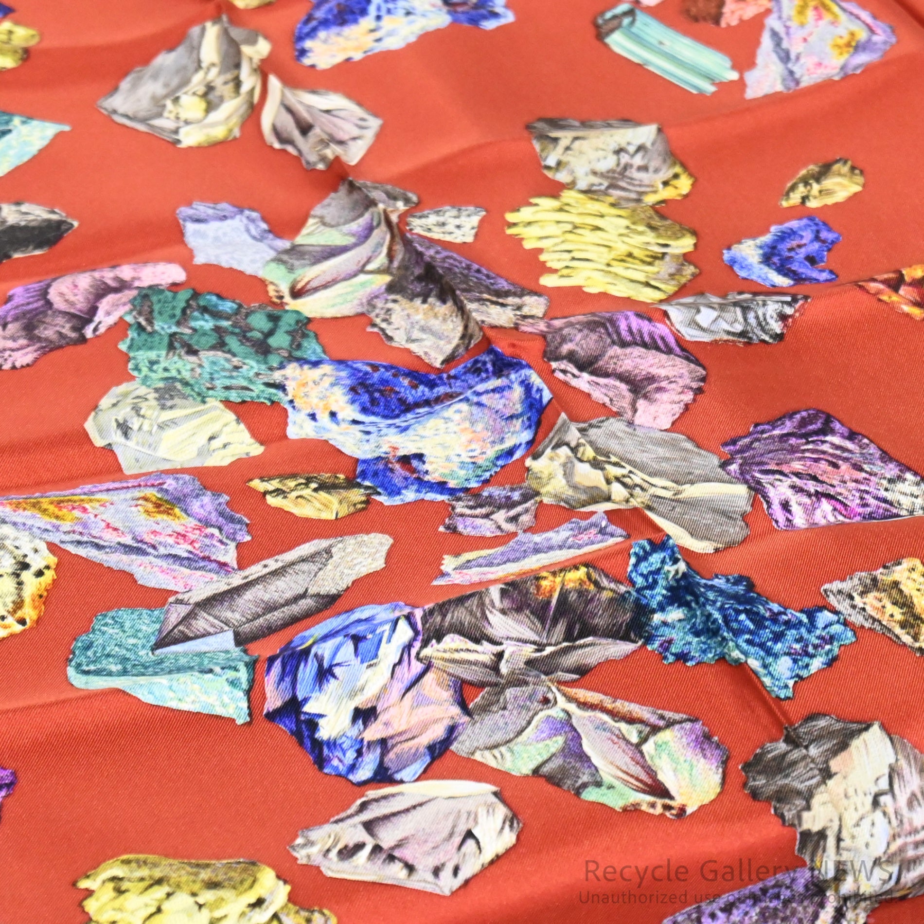 HERMES Carré 90 Mineraux Unused France / エルメス カレ90 鉱物 スカーフ 未使用・新古品 フランス