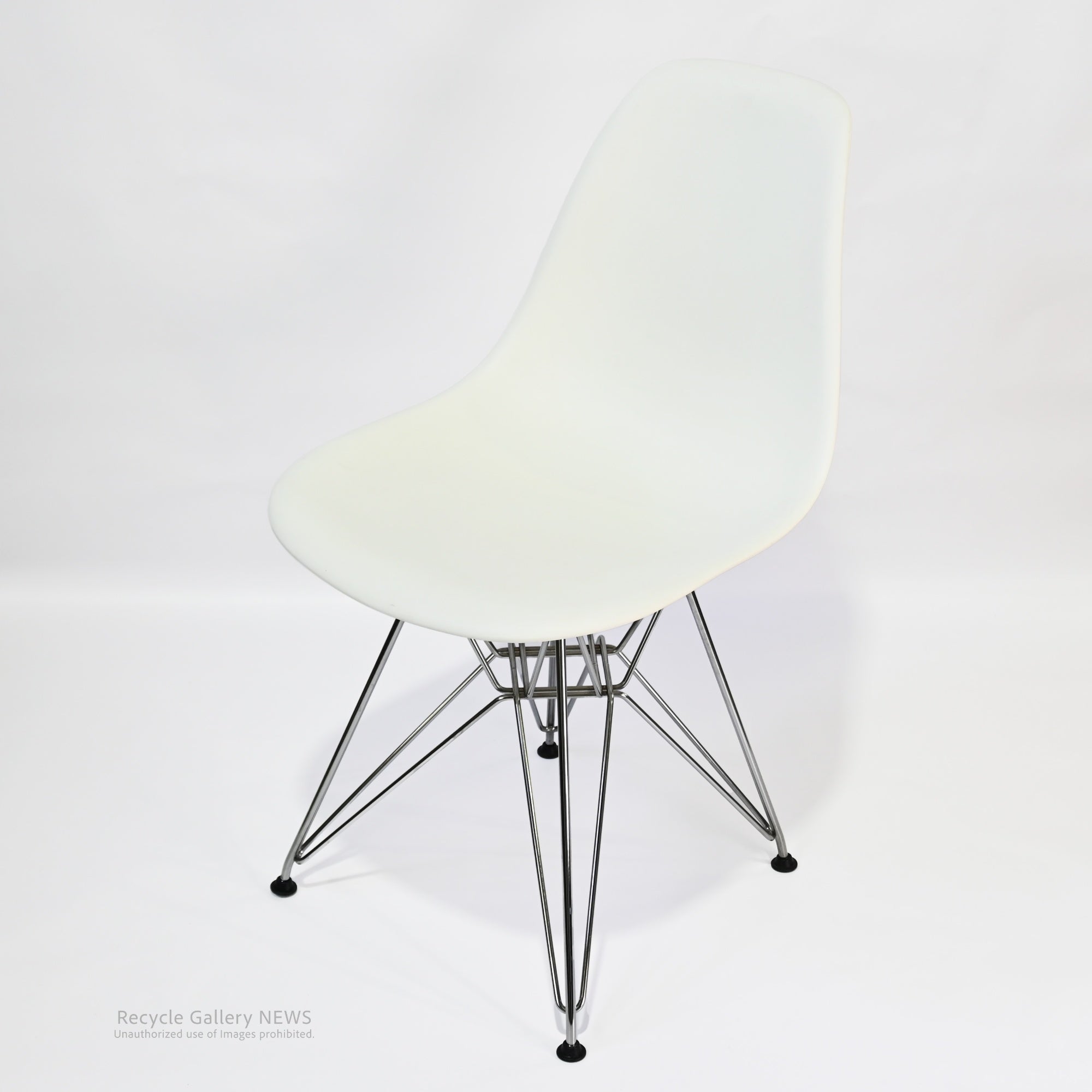 Herman Miller Eames DSR Side Chair with Wire Base American Mid Century Modern Designer Furniture Polypropylene / イームズシェルサイドチェアDSR ワイヤーベース デザイナーズ アメリカ ミッドセンチュリー ポリプロピレン