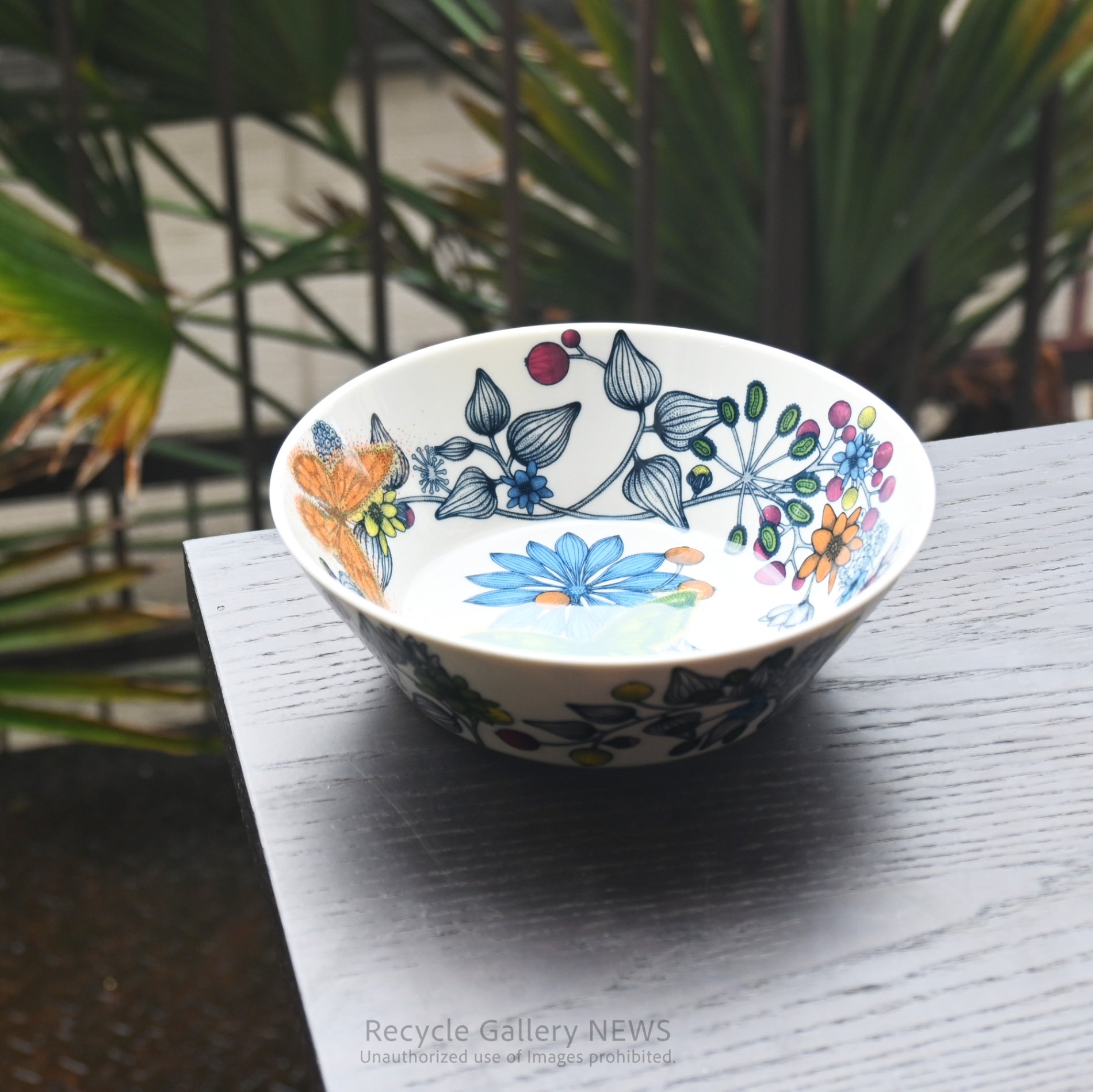 ARABIA RUNO Finland  "Butterfly" Floral Bowl White Porcelain / アラビア ルノ バタフライボウル フィンランド 花柄 白磁