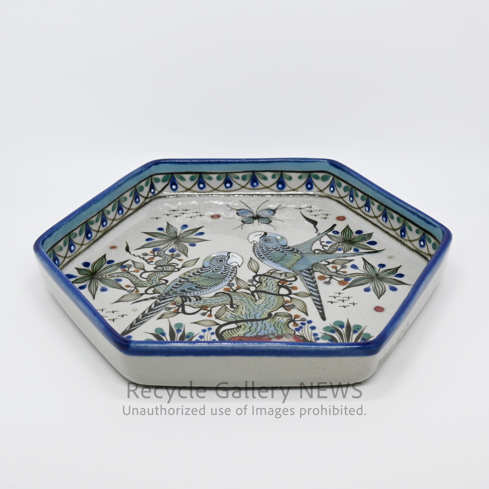 Ken Edwards Mexican Pottery Tonala Ware Blue Hexagonal Plate Bird Motif / ケン・エドワーズ メキシコ陶芸 トナラ焼き 六角形プレート 鳥モチーフ 青