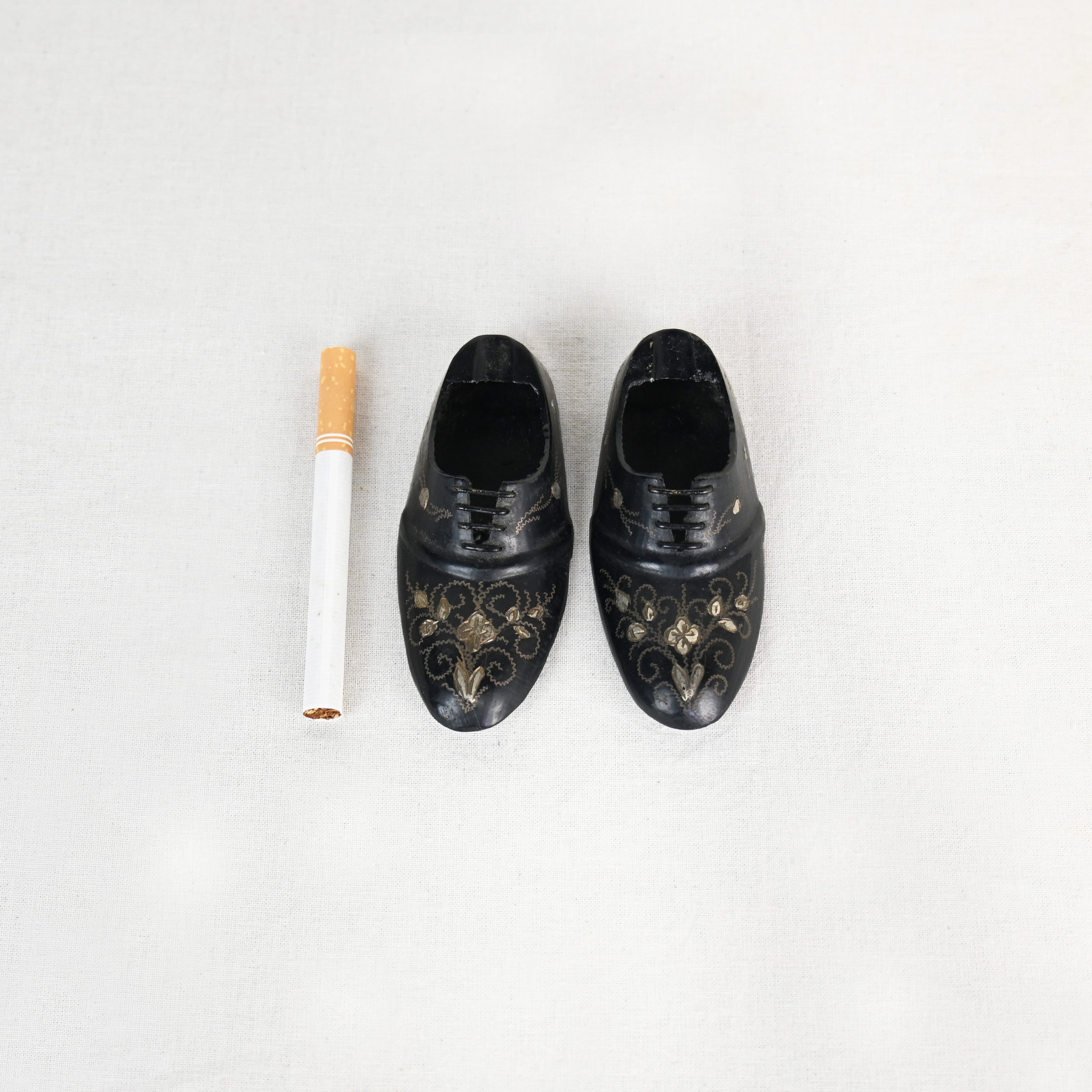 Indian vintage Brass Shoes Ash tray / インド ヴィンテージ 真鍮 灰皿 革靴