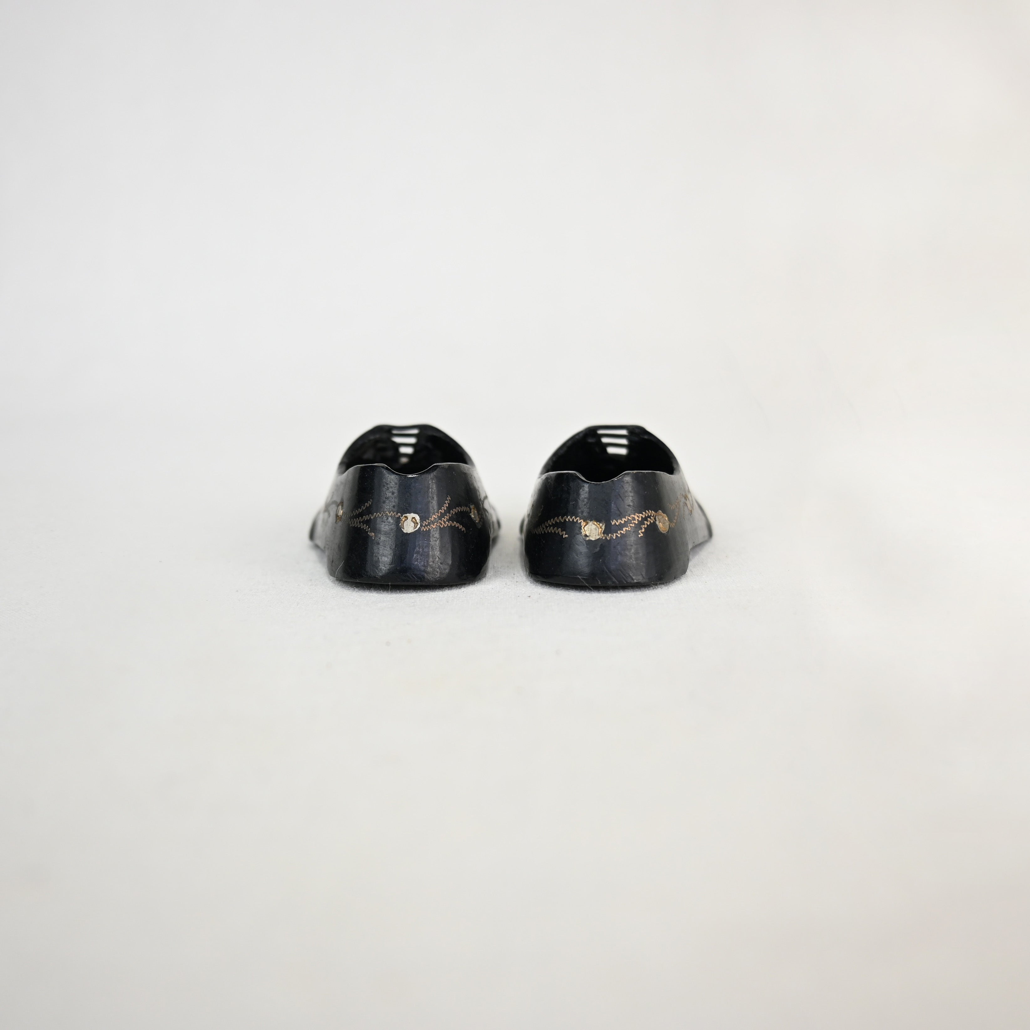 Indian vintage Brass Shoes Ash tray / インド ヴィンテージ 真鍮 灰皿 革靴