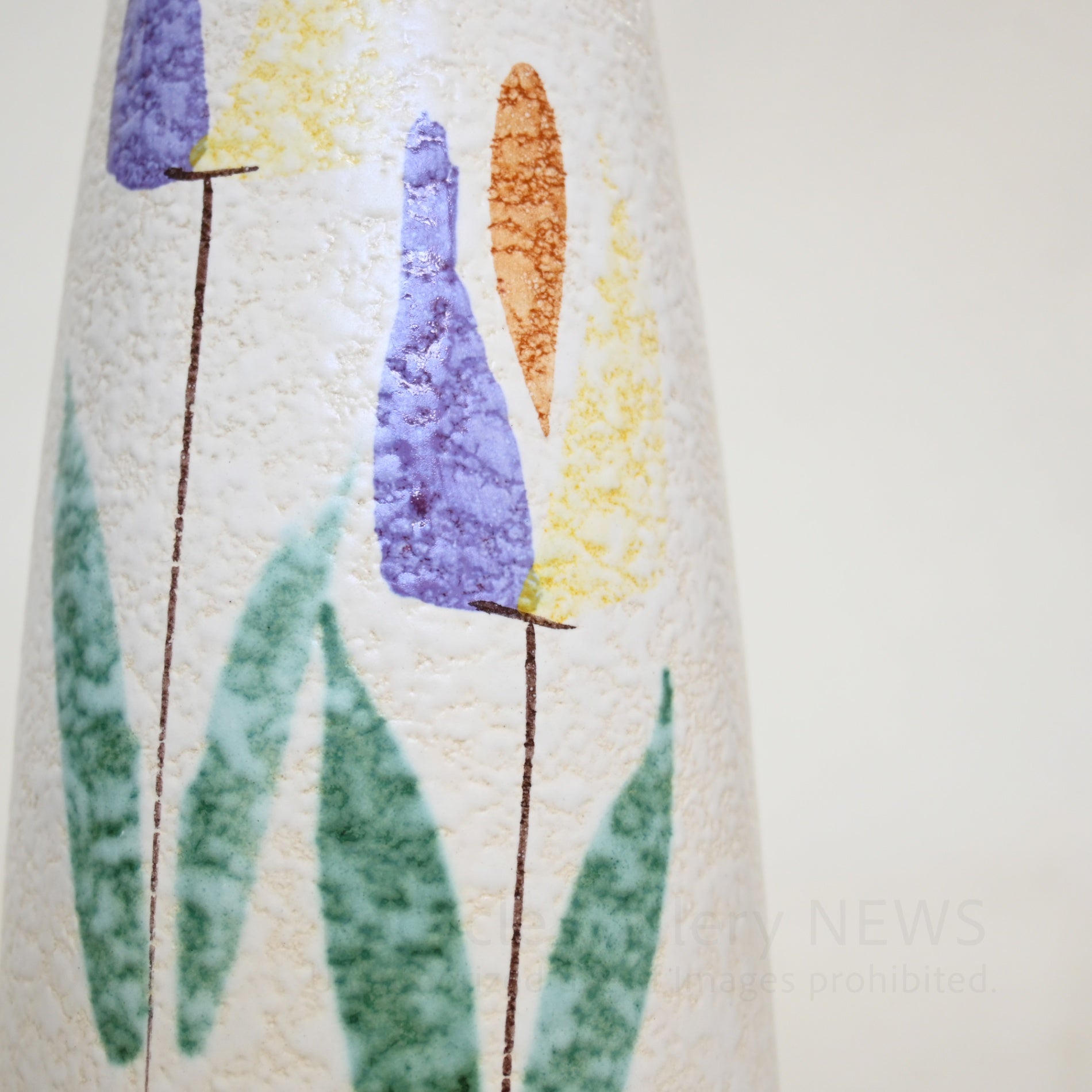 West German Flower Vase Tulip pattern  1950s-1960s Vintage / 西ドイツ製 花瓶 チューリップ柄 推定1950〜60年代 ヴィンテージ