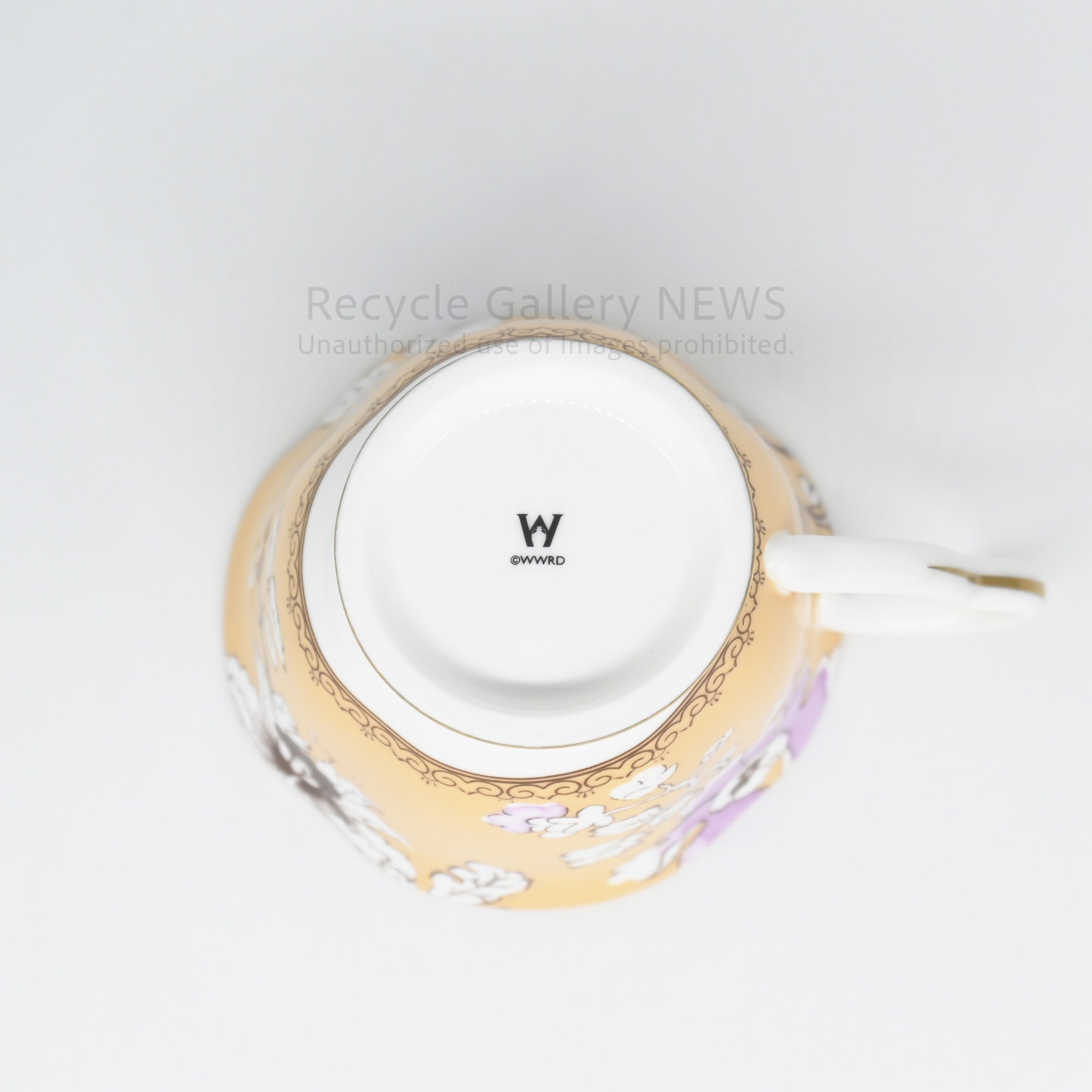 WEDGWOOD "Butterfly Bloom" C&S Vintage Inspired Collectible Bone China Pink Yellow Floral Design / ウェッジウッド "バタフライブルーム" カップ&ソーサー ボーンチャイナ 蝶モチーフ フローラルデザイン 英国食器