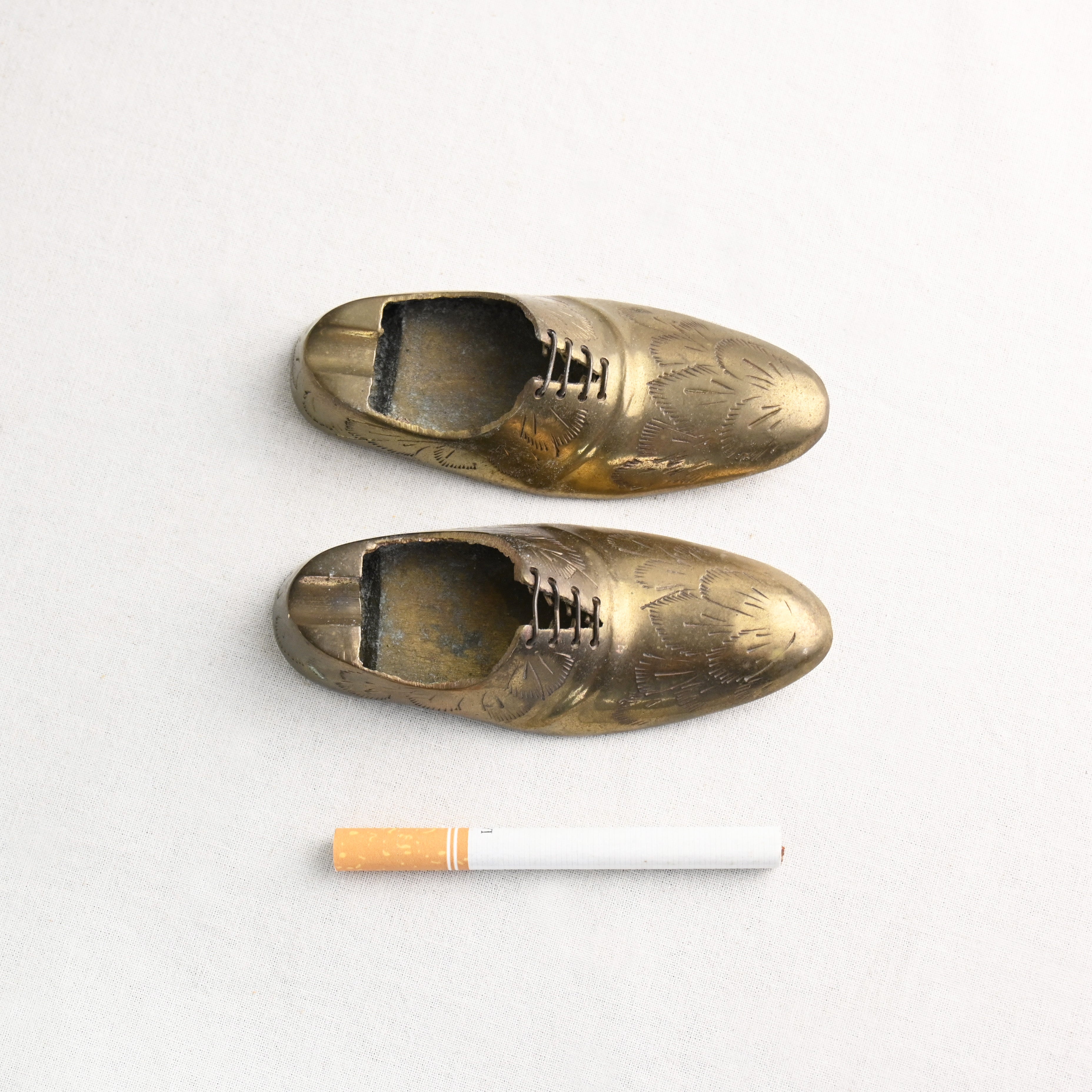 Indian vintage Brass Shoes Ash tray / インド ヴィンテージ 真鍮 灰皿 靴