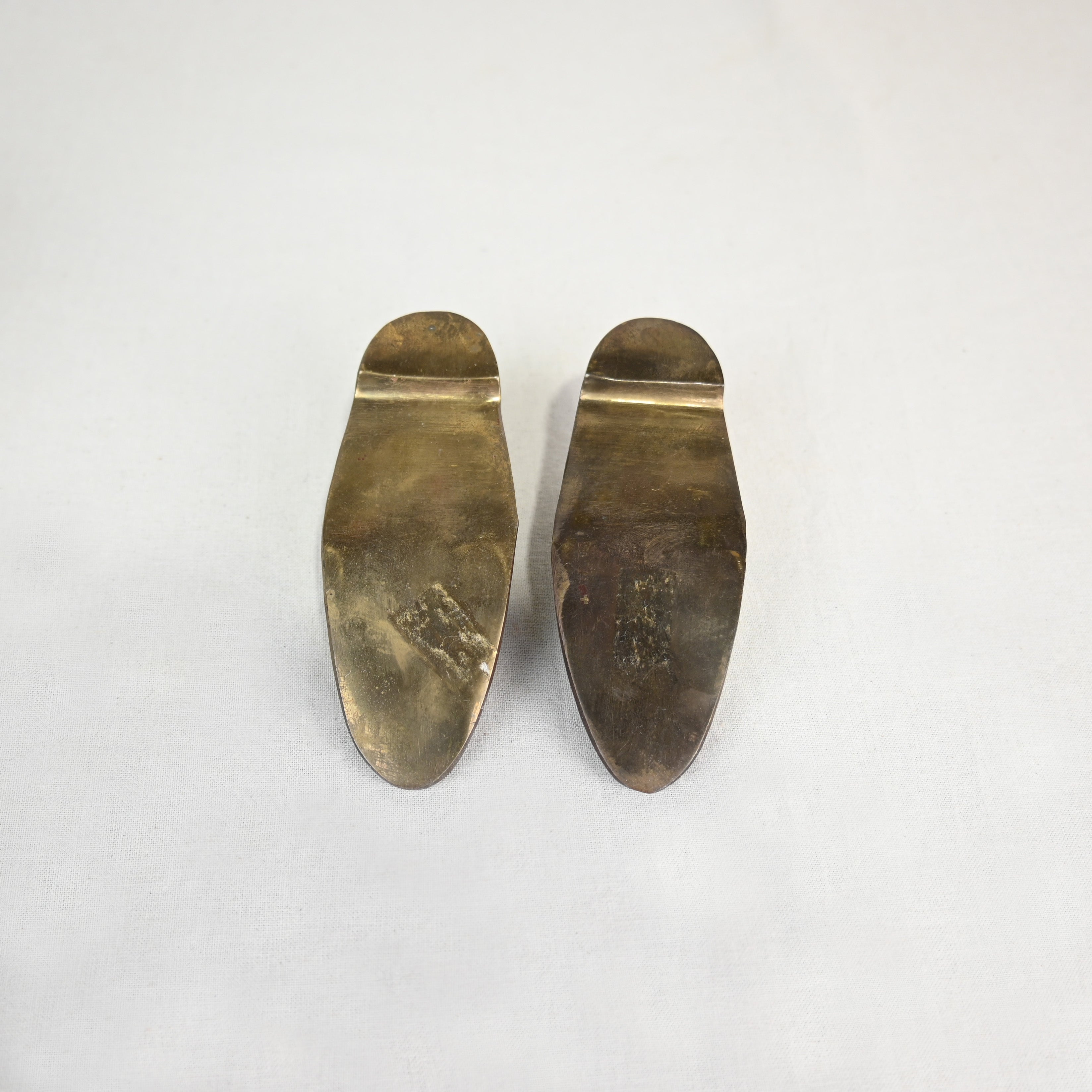 Indian vintage Brass Shoes Ash tray / インド ヴィンテージ 真鍮 灰皿 靴