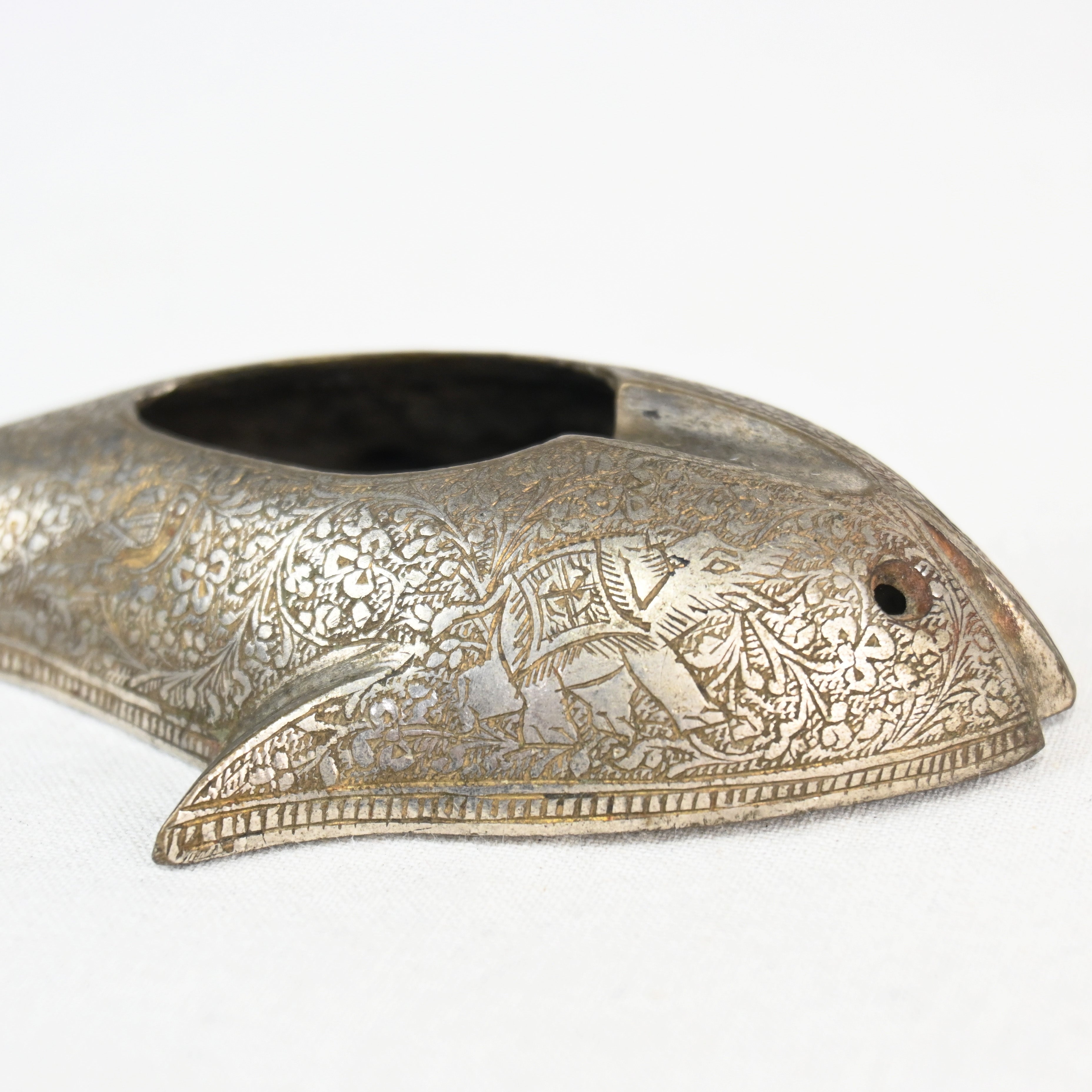 Indian vintage Brass Fish Ash tray / インド ヴィンテージ 真鍮 灰皿 魚