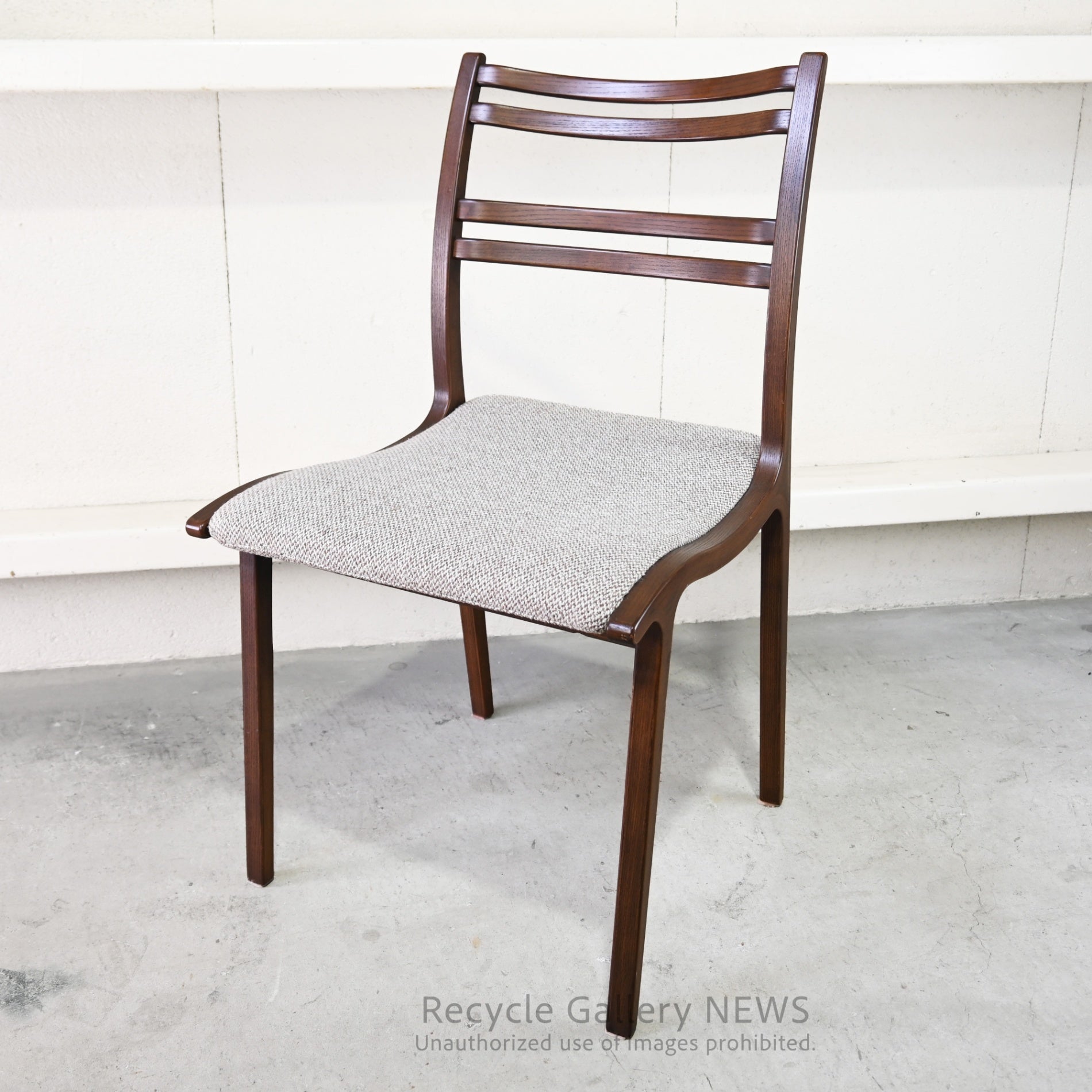 Fuji Furniture Wooden Armless Chair "Calm" Japan Scandinavian Style / 冨士ファニチア アームレスチェア カーム 日本 北欧 木製