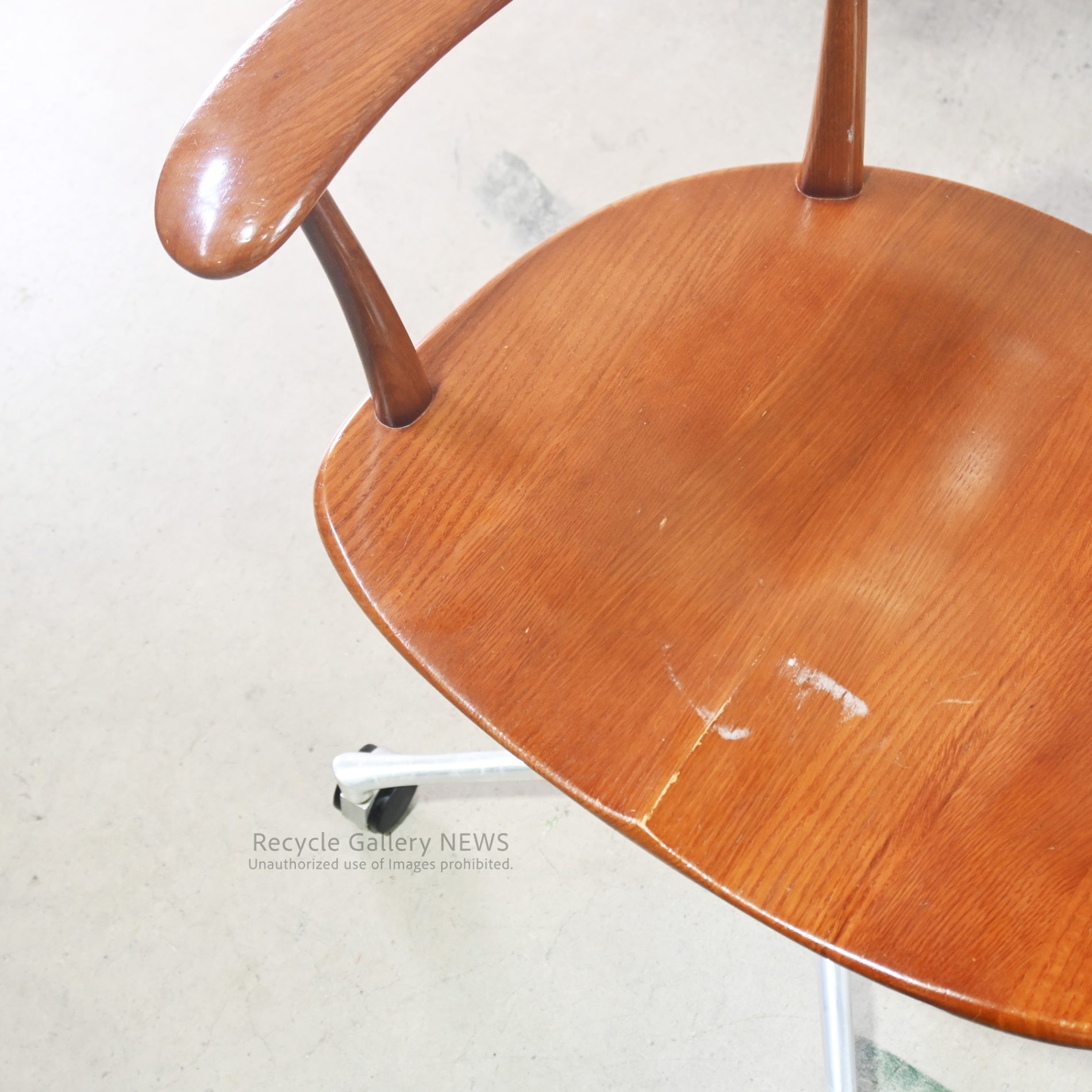 Hida Sangyo CRESCENT Desk Chair Solid Wood Bentwood Made in Japan / 飛騨産業 クレセントデスクチェア 日本 無垢材 曲木