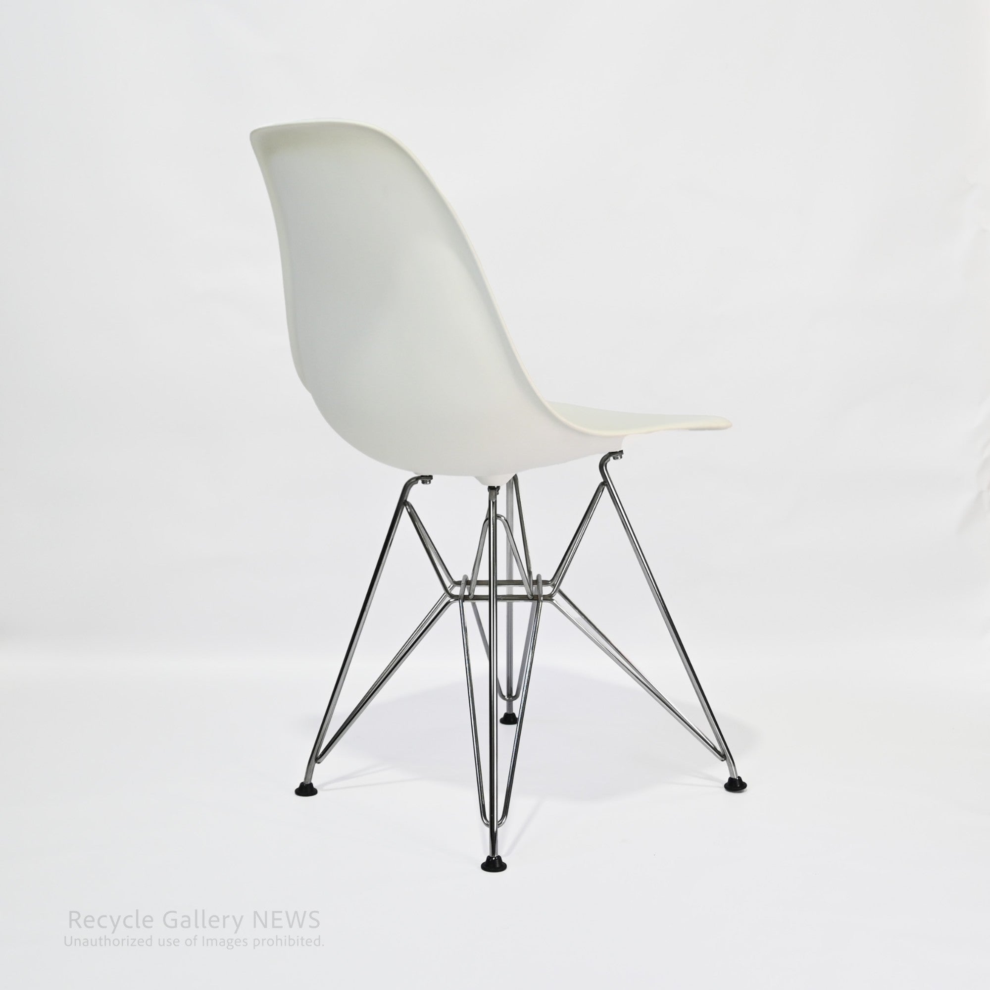 Herman Miller Eames DSR Side Chair with Wire Base American Mid Century Modern Designer Furniture Polypropylene / イームズシェルサイドチェアDSR ワイヤーベース デザイナーズ アメリカ ミッドセンチュリー ポリプロピレン