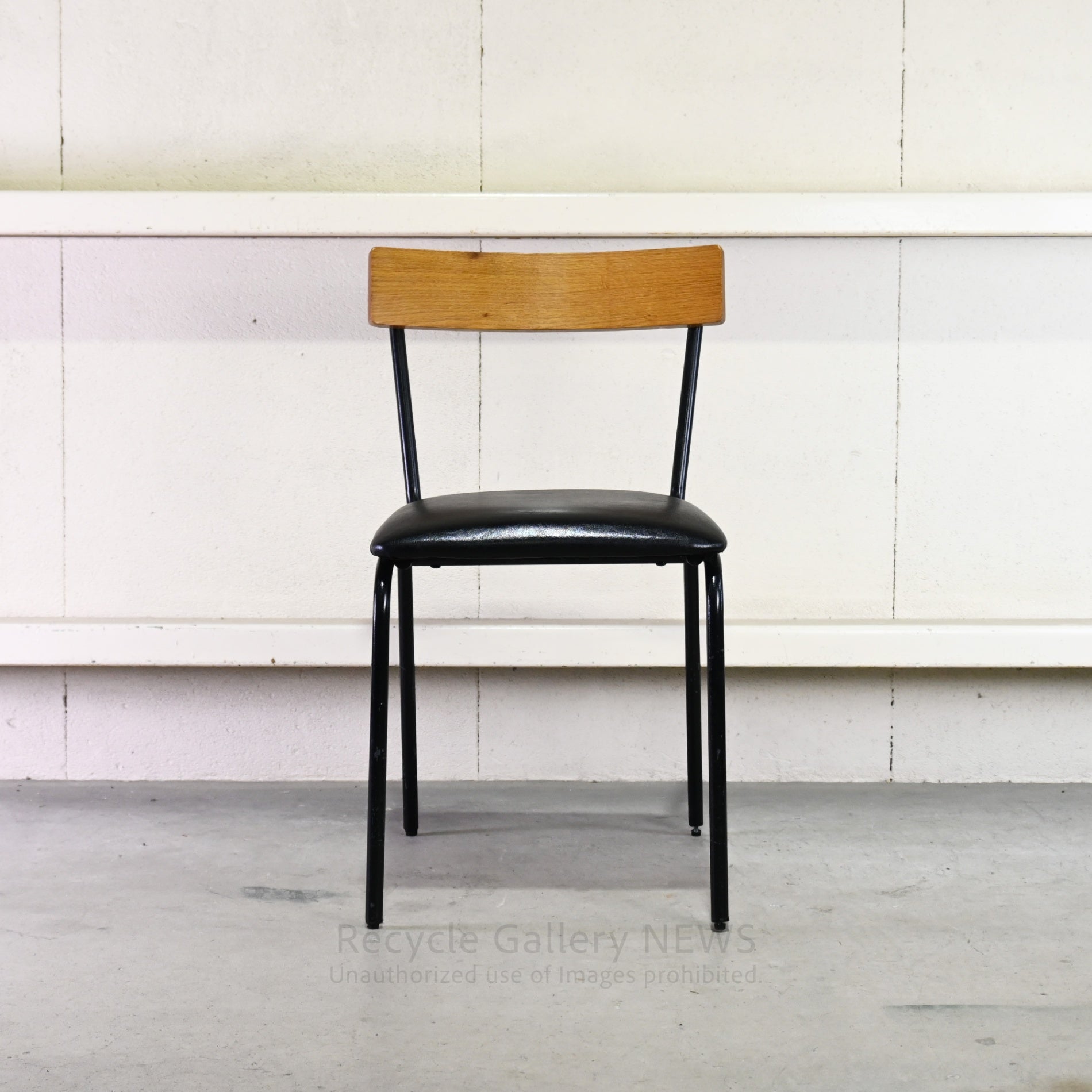 BIMAKES SOLID WOOD IRON DESK Compact desk and chair set Industrial design / ビメイクス ソリッドウッド アイアンデスク コンパクトデスク チェア セット 机 インダストリアルデザイン