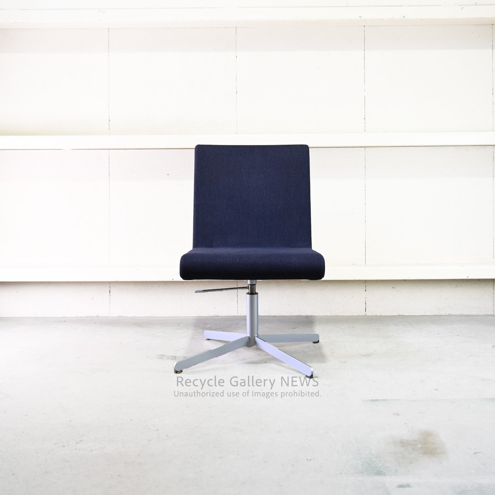 CASSINA ixc. BOOMERANG four star Modern Swivel Chair / カッシーナ イクスシー ブーメラン フォースター スウィベルチェア モダン