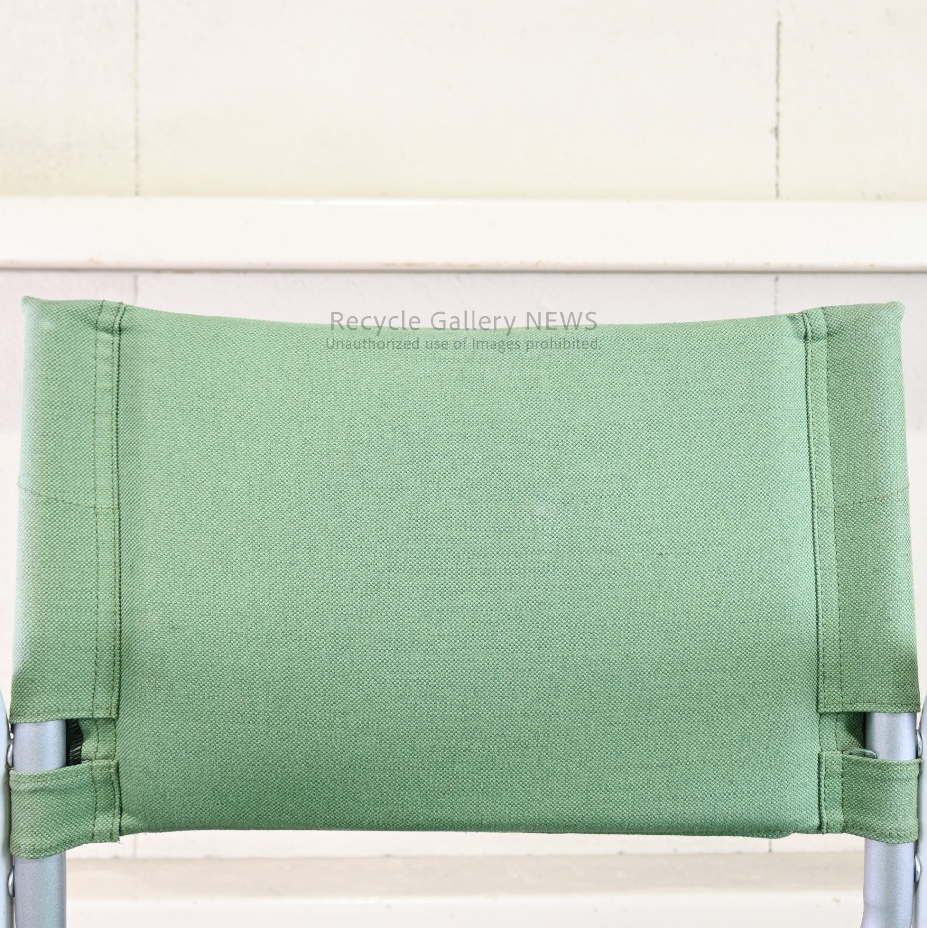 Innovator  Captain Chair Green Color Wood  Metal Sweden Scandinavian Modern Mid-Century / イノベーター キャプテン チェア 緑色 木 金属 スウェーデン 北欧モダン ミッドセンチュリー