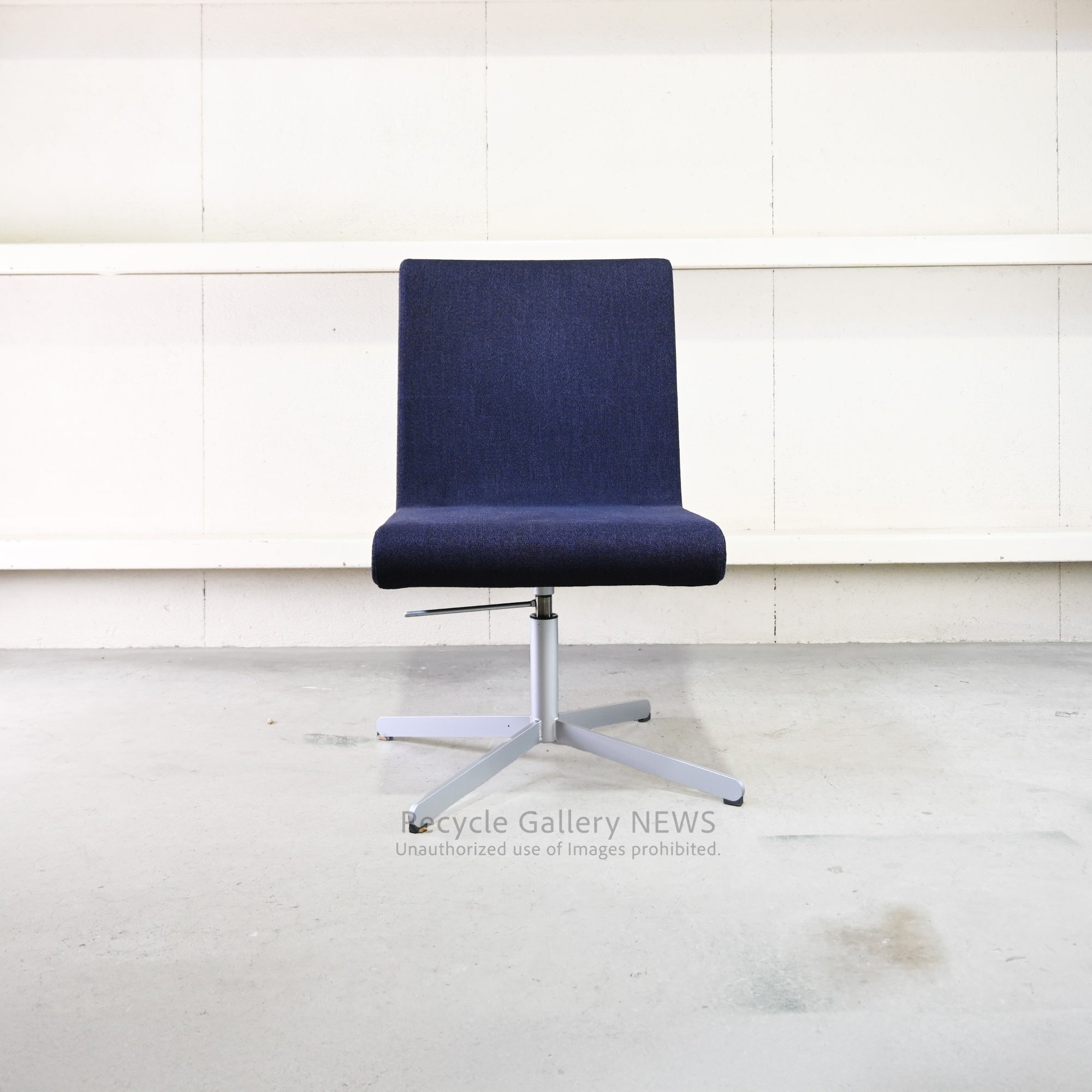 CASSINA ixc. BOOMERANG four star Modern Swivel Chair / カッシーナ イクスシー ブーメラン フォースター スウィベルチェア モダン