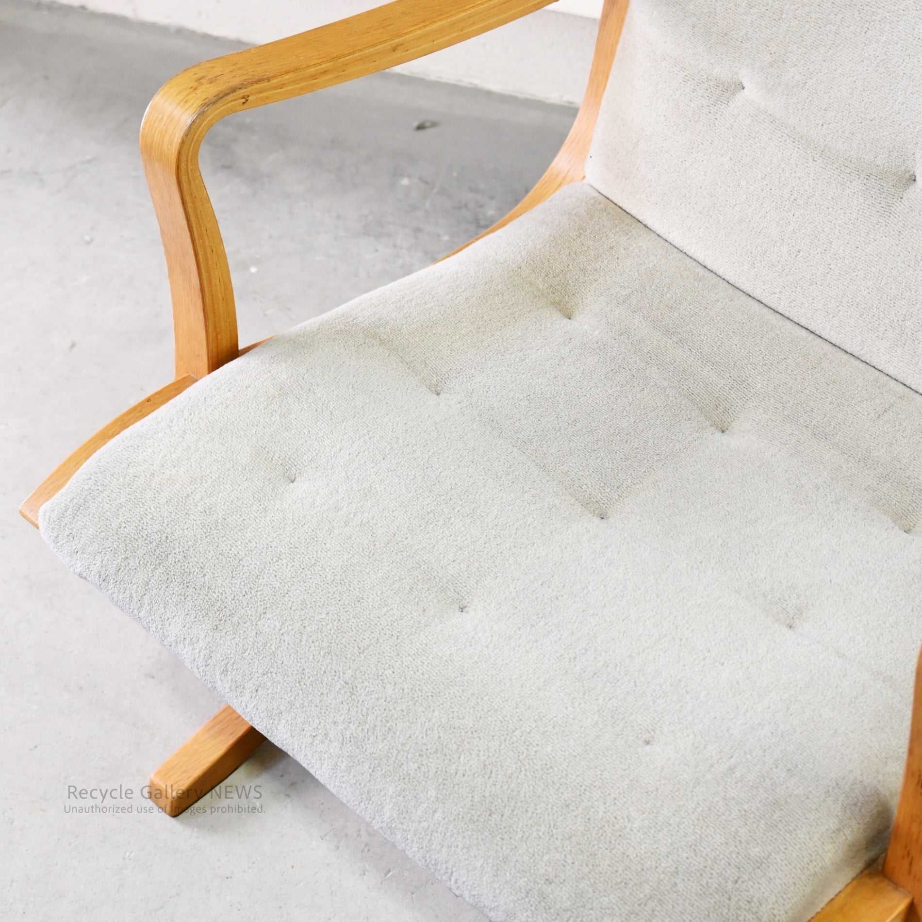 Discontinued Tendo Mokko "Heron" Low Back Chair by Mitsumasa Sugasawa Japanese Modern Masterpiece / 天童木工 ヘロン ローバックチェア 廃盤 日本 モダンデザイン 菅澤光政 傑作
