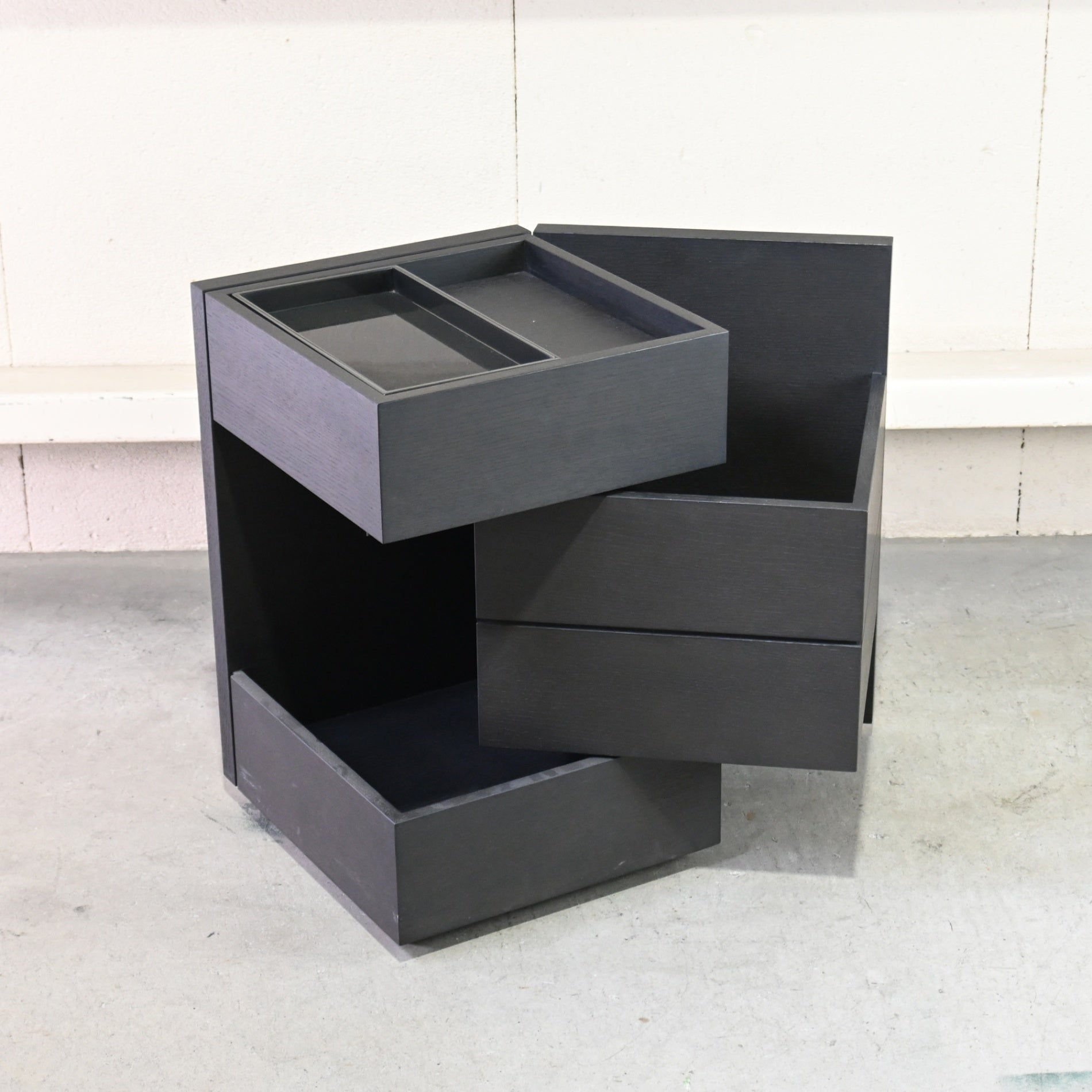 Cassina ixc PIVOT Wagon Cabinet Discontinued Italian brand Japan / カッシーナイクスシー ピヴォット ワゴン キャビネット イタリアブランド 日本 廃盤