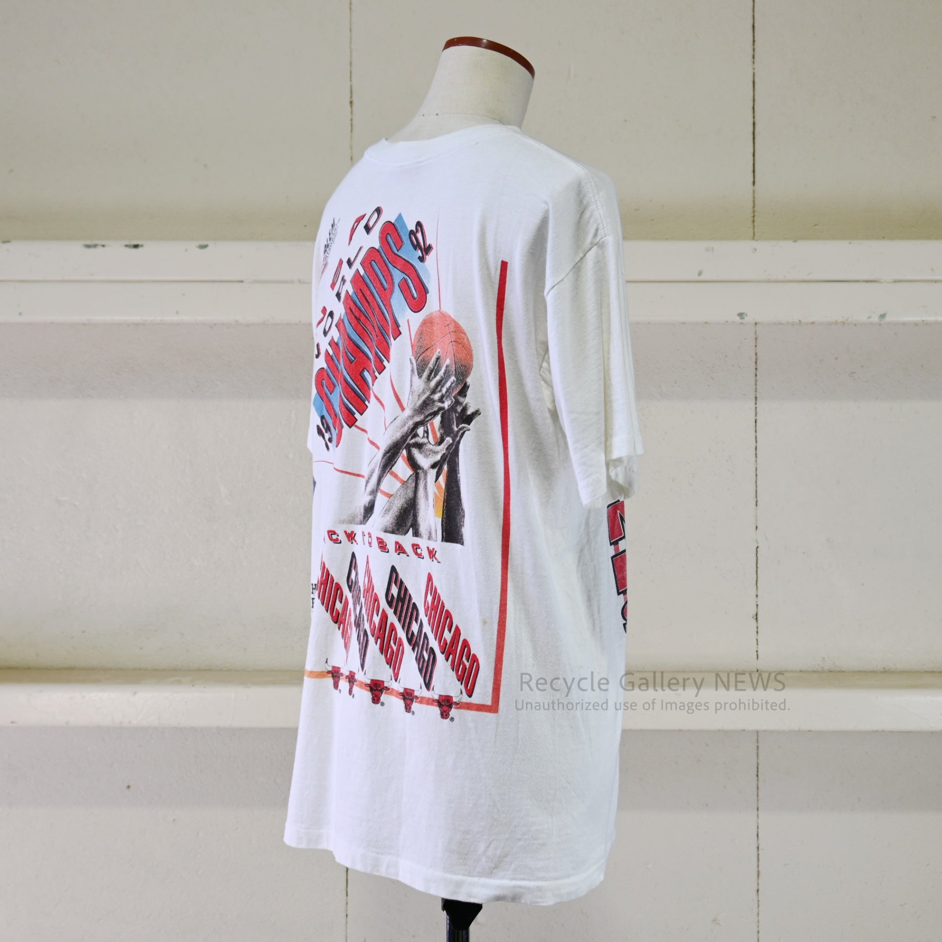 SALEM "CHICAGO BULLS" 1992 NBA Commemorative Victory T-shirt / セーラム シカゴ・ブルズ NBA 優勝記念 Tシャツ M 白