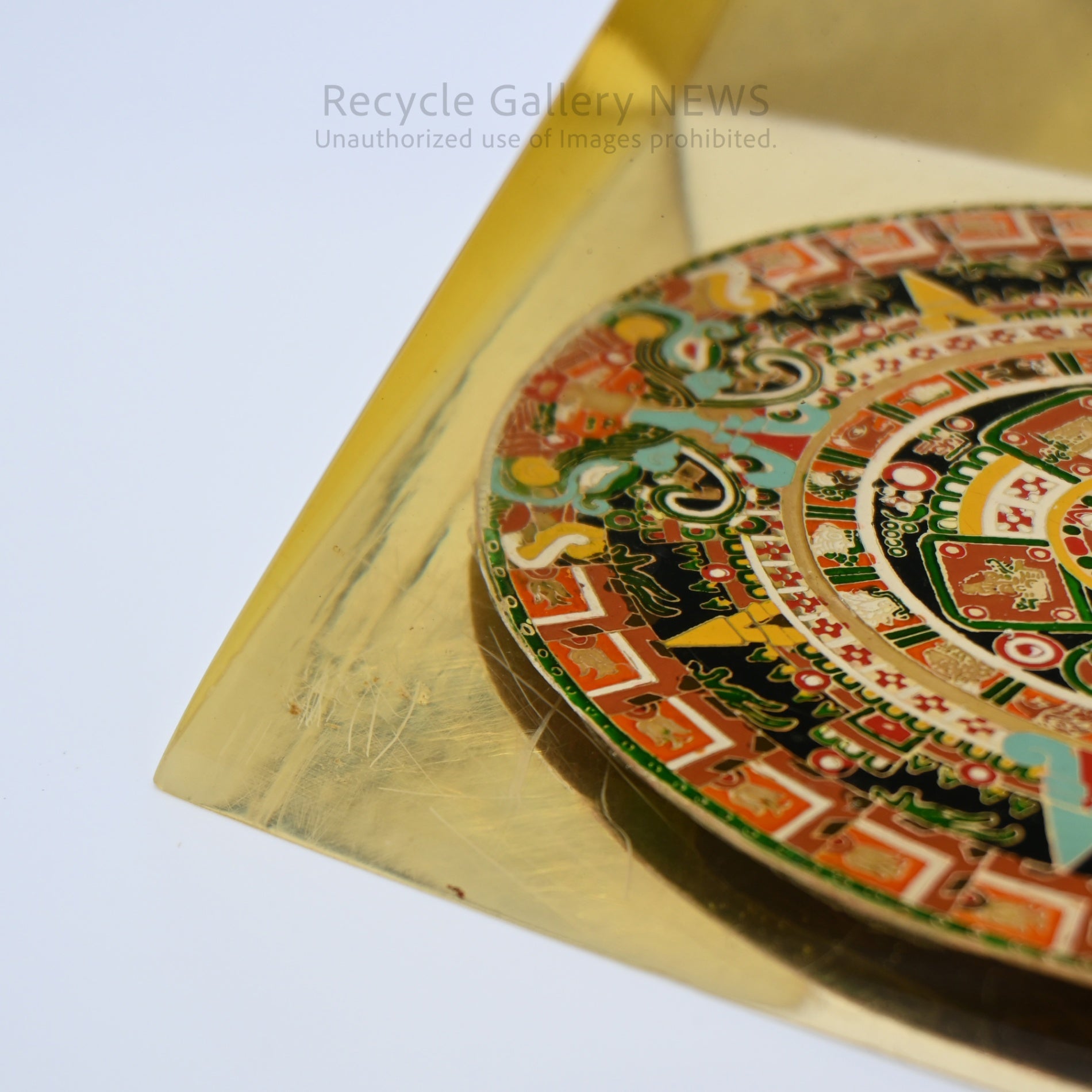 Acrylic Aztec Sun Stone Calendario Azteca Mesoamerican Pyramid Topaz Object Display Piece / アクリル アステカカレンダー 太陽の石 メソアメリカ ピラミッド トパーズ オブジェ ディスプレイ