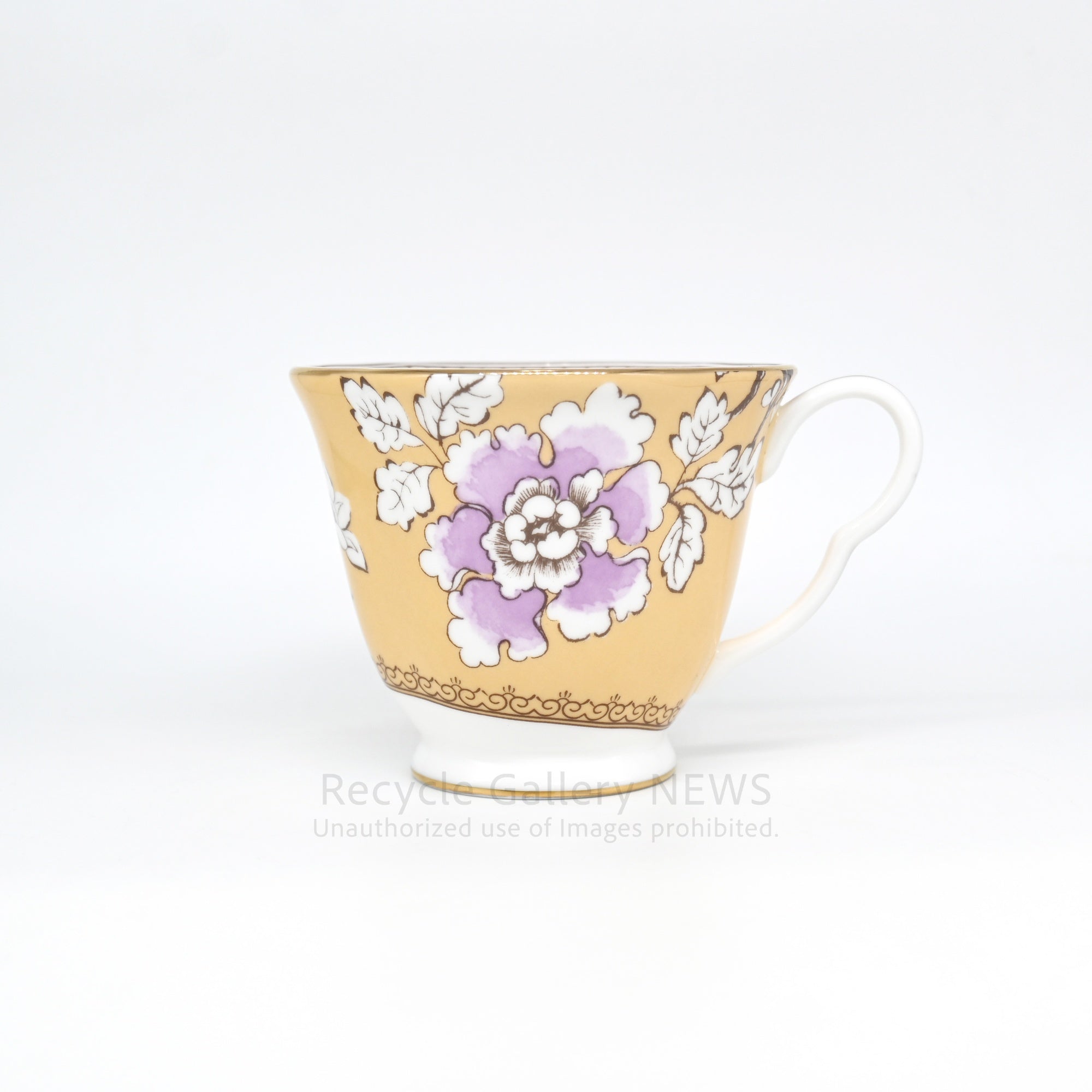 WEDGWOOD "Butterfly Bloom" C&S Vintage Inspired Collectible Bone China Pink Yellow Floral Design / ウェッジウッド "バタフライブルーム" カップ&ソーサー ボーンチャイナ 蝶モチーフ フローラルデザイン 英国食器