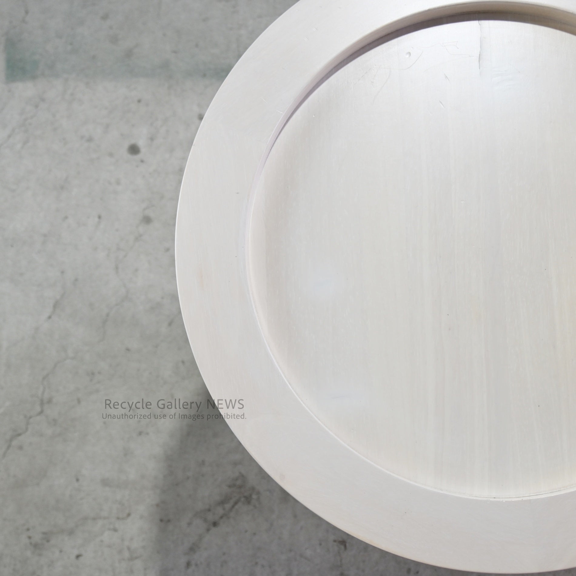 Cassina SELENE  Wooden Round Side Table Italy / カッシーナ セレーネ 木製 ラウンドサイドテーブル イタリア