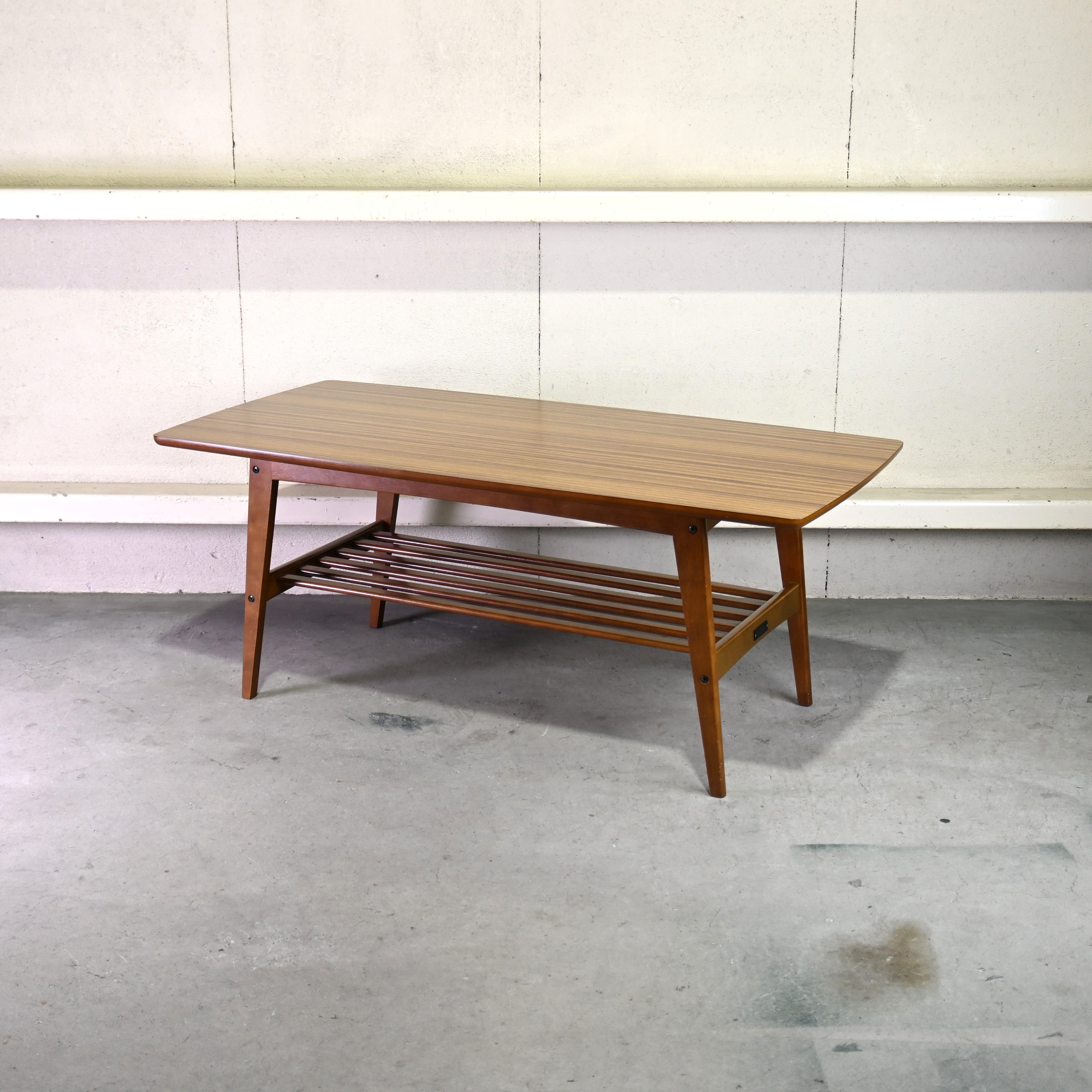 karimoku60 Living table Large Walnut color Japanese modern Long life design / カリモク60  リビングテーブル 大 ウォールナット色 ジャパニーズモダン ロングライフデザイン