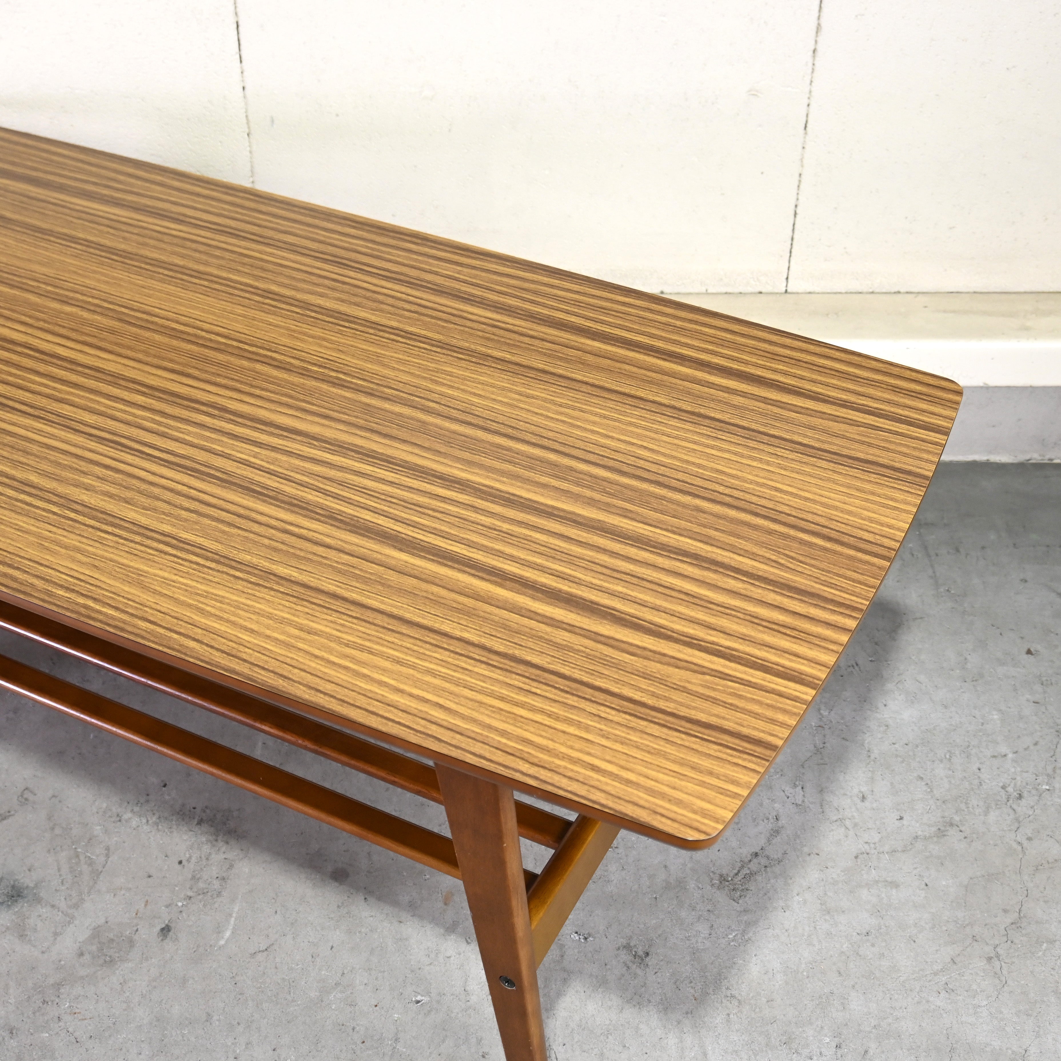 karimoku60 Living table Large Walnut color Japanese modern Long life design / カリモク60  リビングテーブル 大 ウォールナット色 ジャパニーズモダン ロングライフデザイン