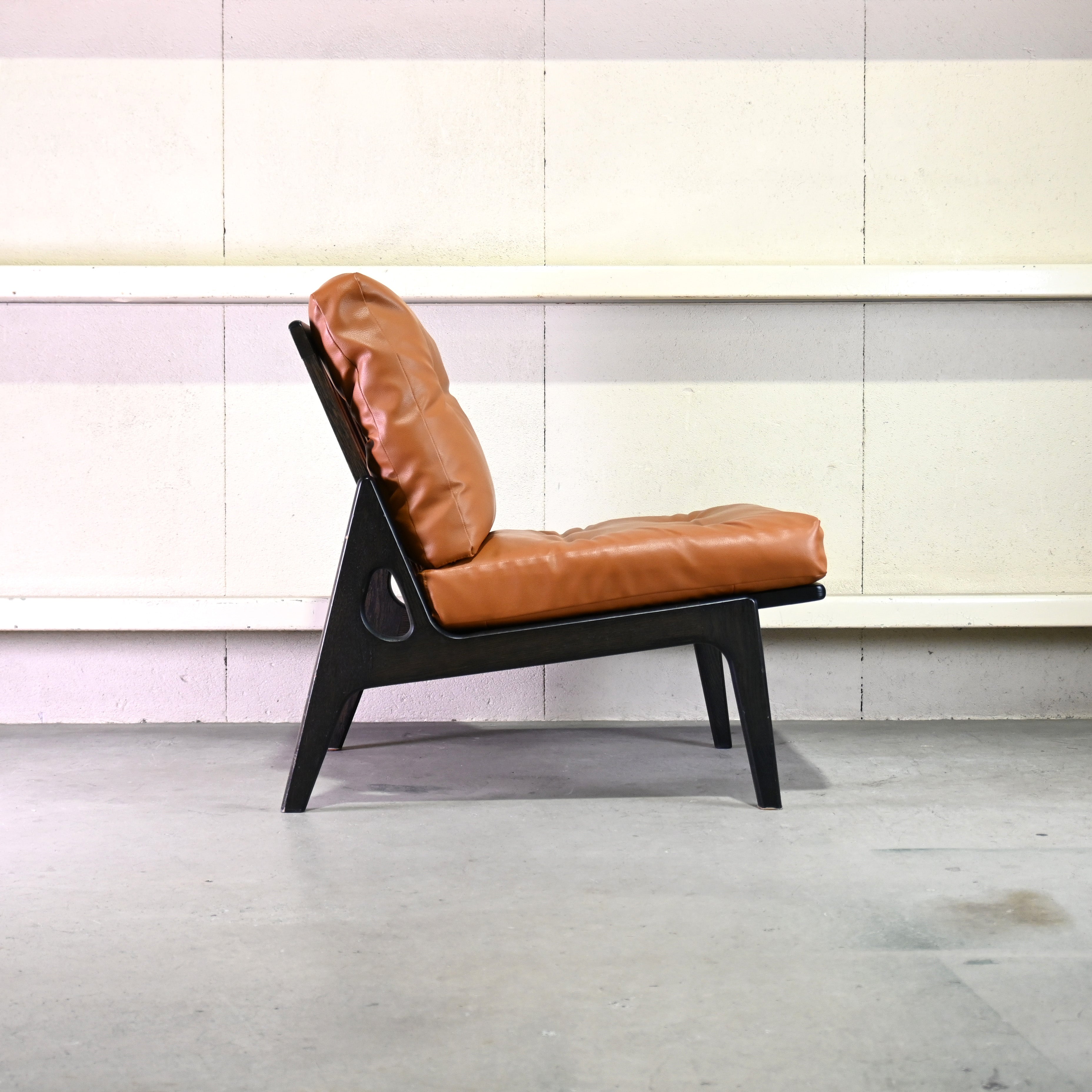 MARUNI60 Frame chair 1seater Walnut Vinyl leather Armless Japanese modern Long life design / マルニ60 フレームチェア 1シーター ウォールナット材 ビニールレザー アームレス ジャパニーズモダン ロングライフデザイン