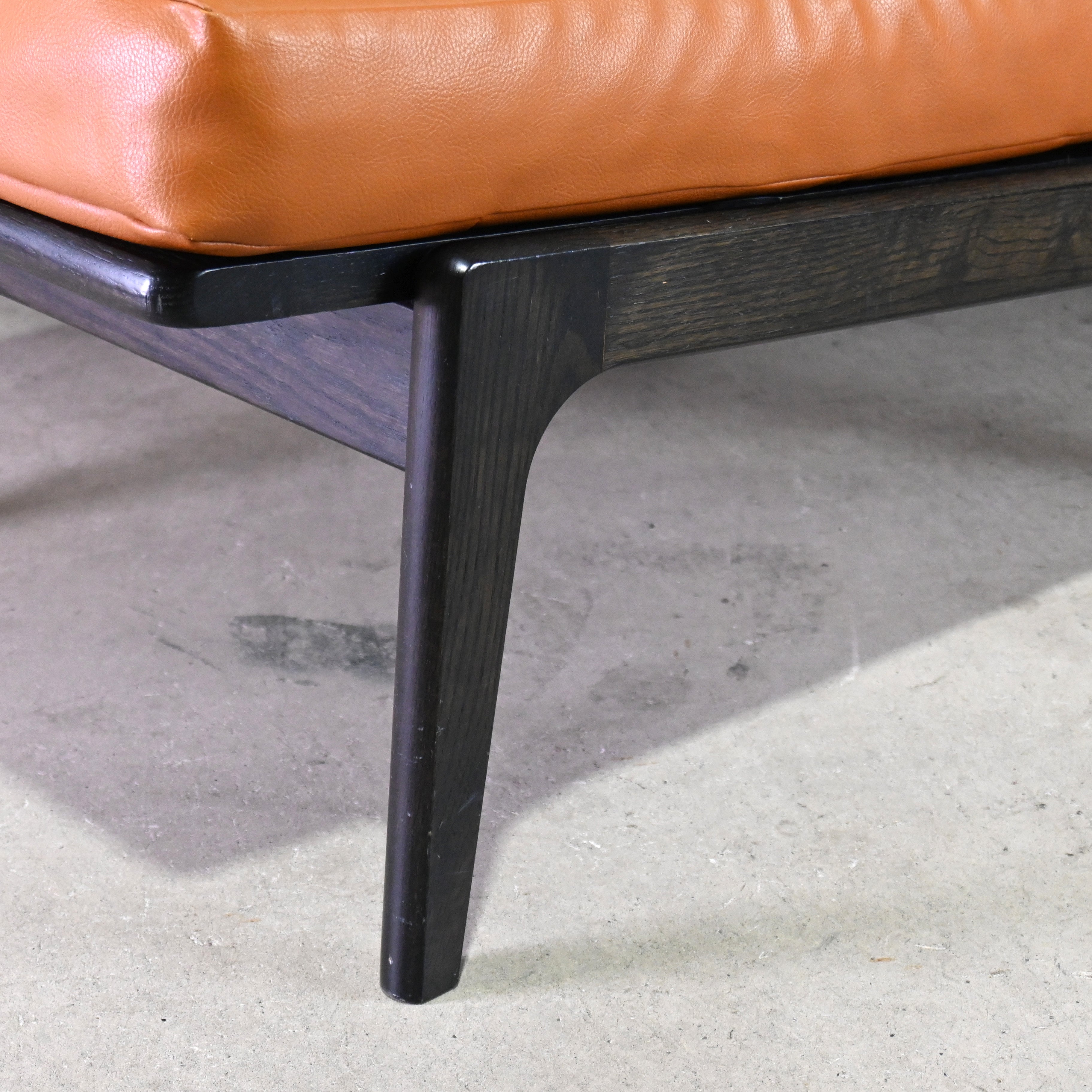 MARUNI60 Frame chair 1seater Walnut Vinyl leather Armless Japanese modern Long life design / マルニ60 フレームチェア 1シーター ウォールナット材 ビニールレザー アームレス ジャパニーズモダン ロングライフデザイン