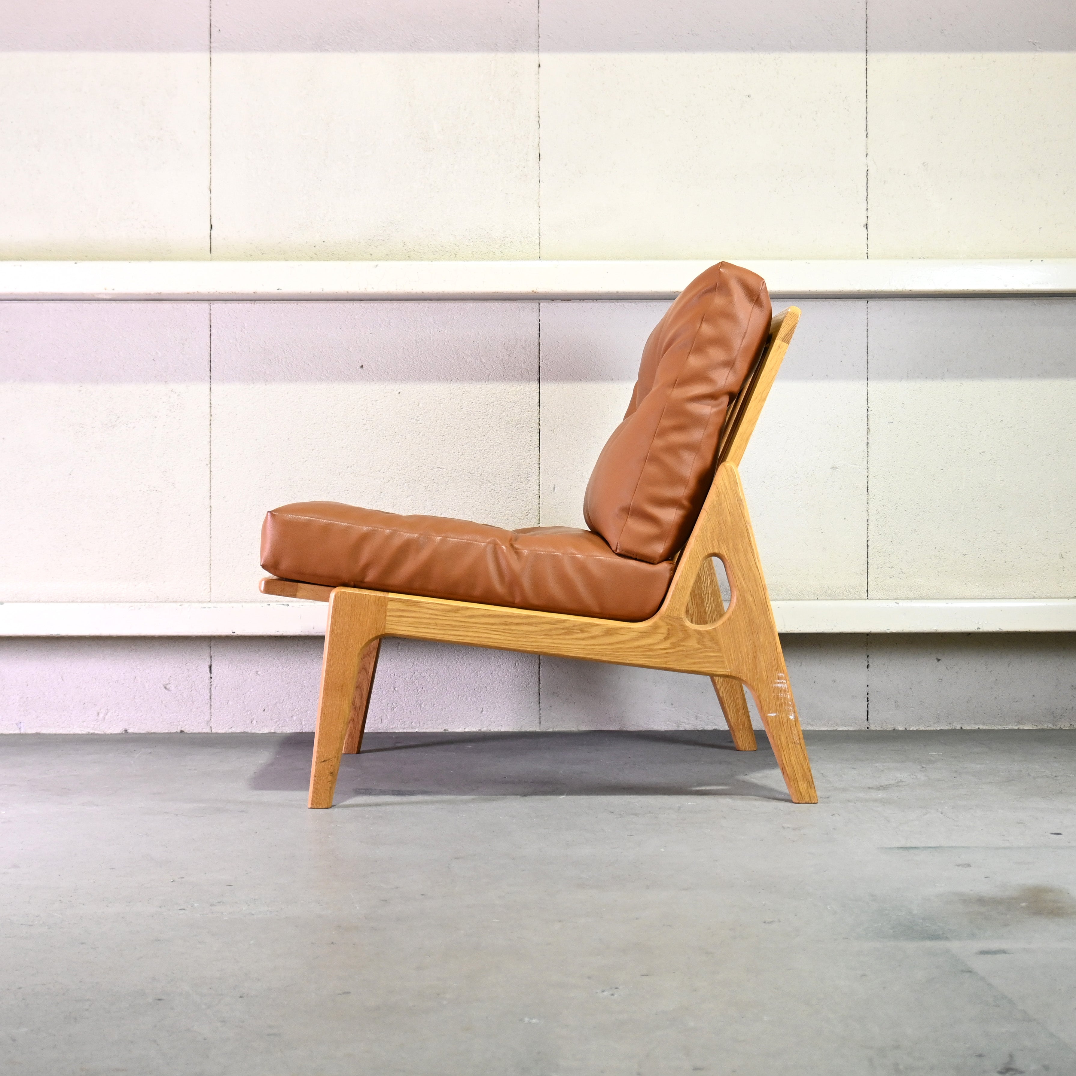 MARUNI60 Frame chair 1seater Oakwood Vinyl leather Armless Japanese modern Long life design / マルニ60 フレームチェア 1シーター オーク材 ビニールレザー アームレス ジャパニーズモダン ロングライフデザイン