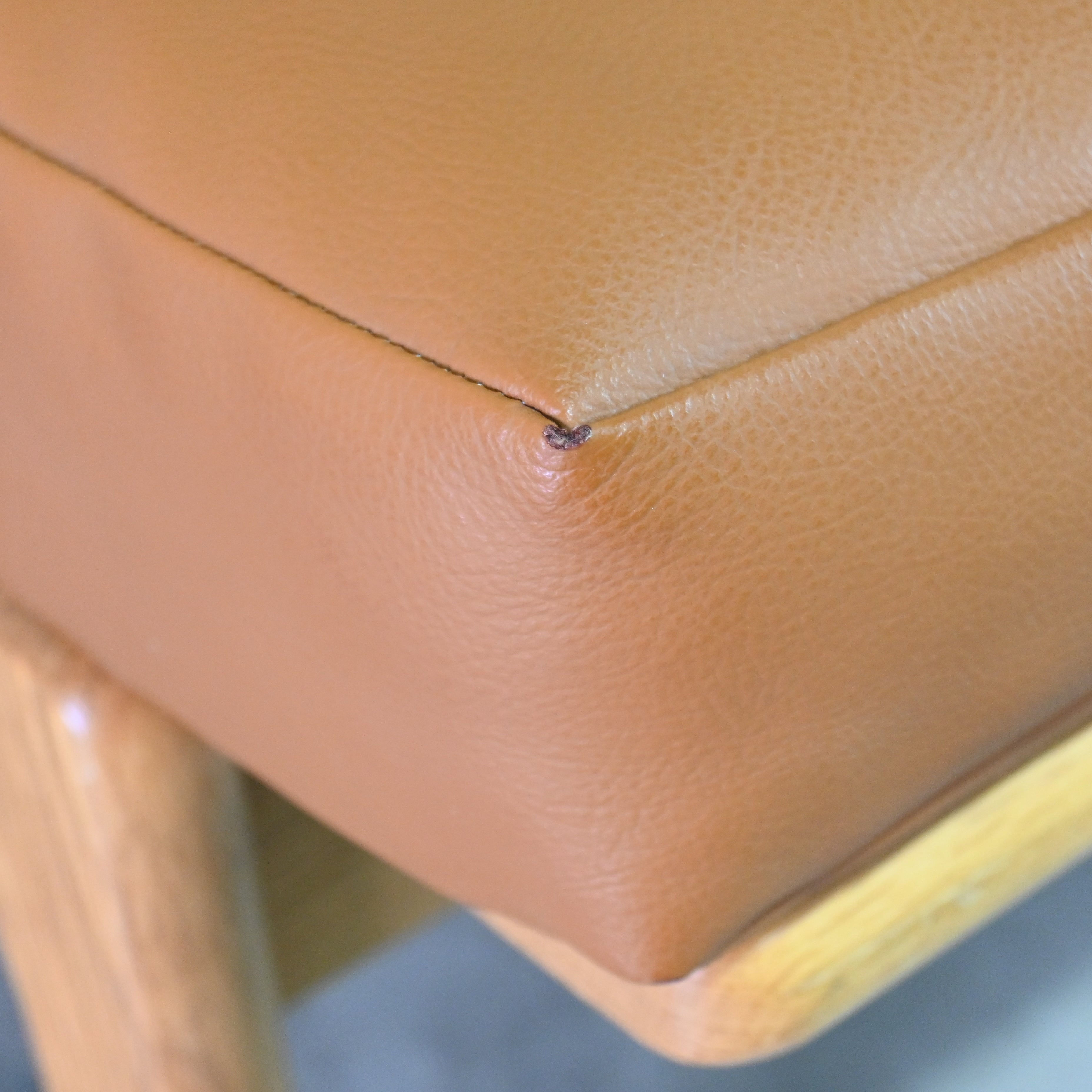 MARUNI60 Frame chair 1seater Oakwood Vinyl leather Armless Japanese modern Long life design / マルニ60 フレームチェア 1シーター オーク材 ビニールレザー アームレス ジャパニーズモダン ロングライフデザイン