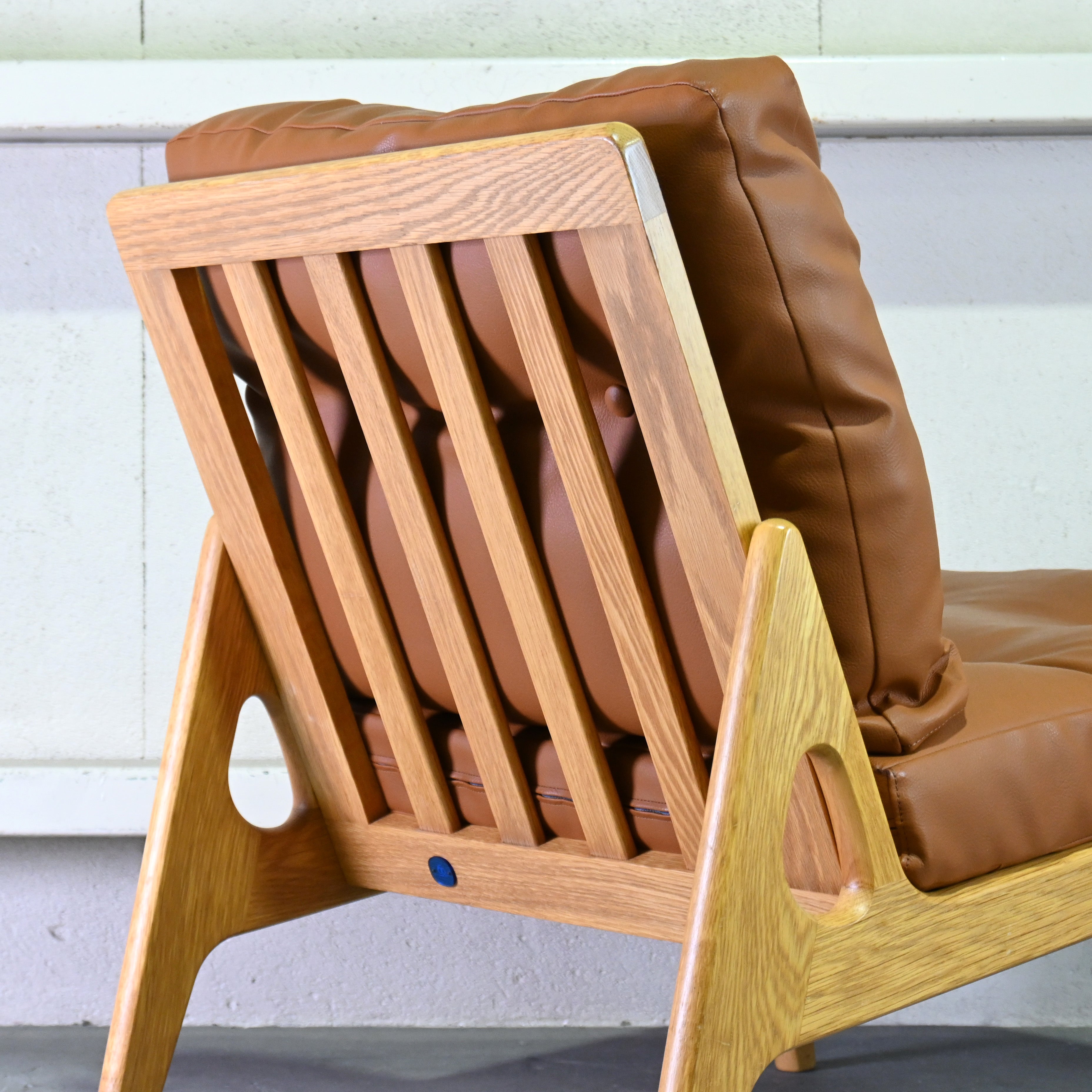 MARUNI60 Frame chair 1seater Oakwood Vinyl leather Armless Japanese modern Long life design / マルニ60 フレームチェア 1シーター オーク材 ビニールレザー アームレス ジャパニーズモダン ロングライフデザイン