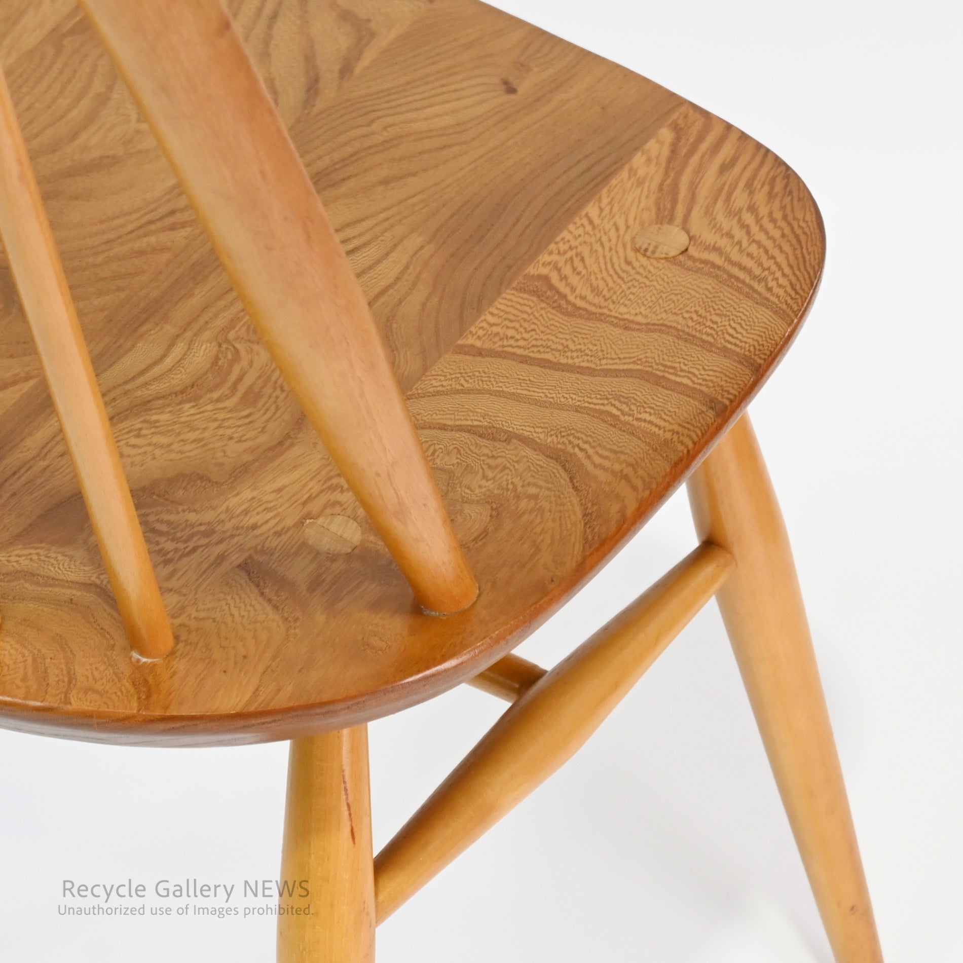 Ercol Quaker Chair  British Elm Wood Traditional Craftsmanship  / クエーカーチェア  イギリス エルム材  職人技