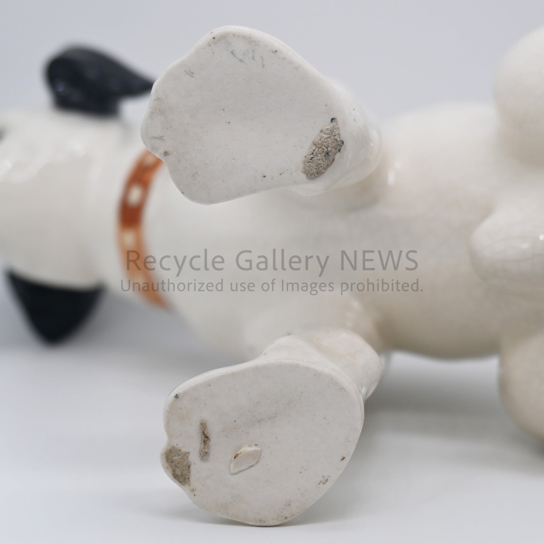 His Master's Voice "Nipper" Vintage Ceramic Dog Figurine Ornament Victor White / 『主人の声』ビクター犬 ニッパー 陶器フィギュリン オブジェ 犬の置物 オーディオ レトロ 白