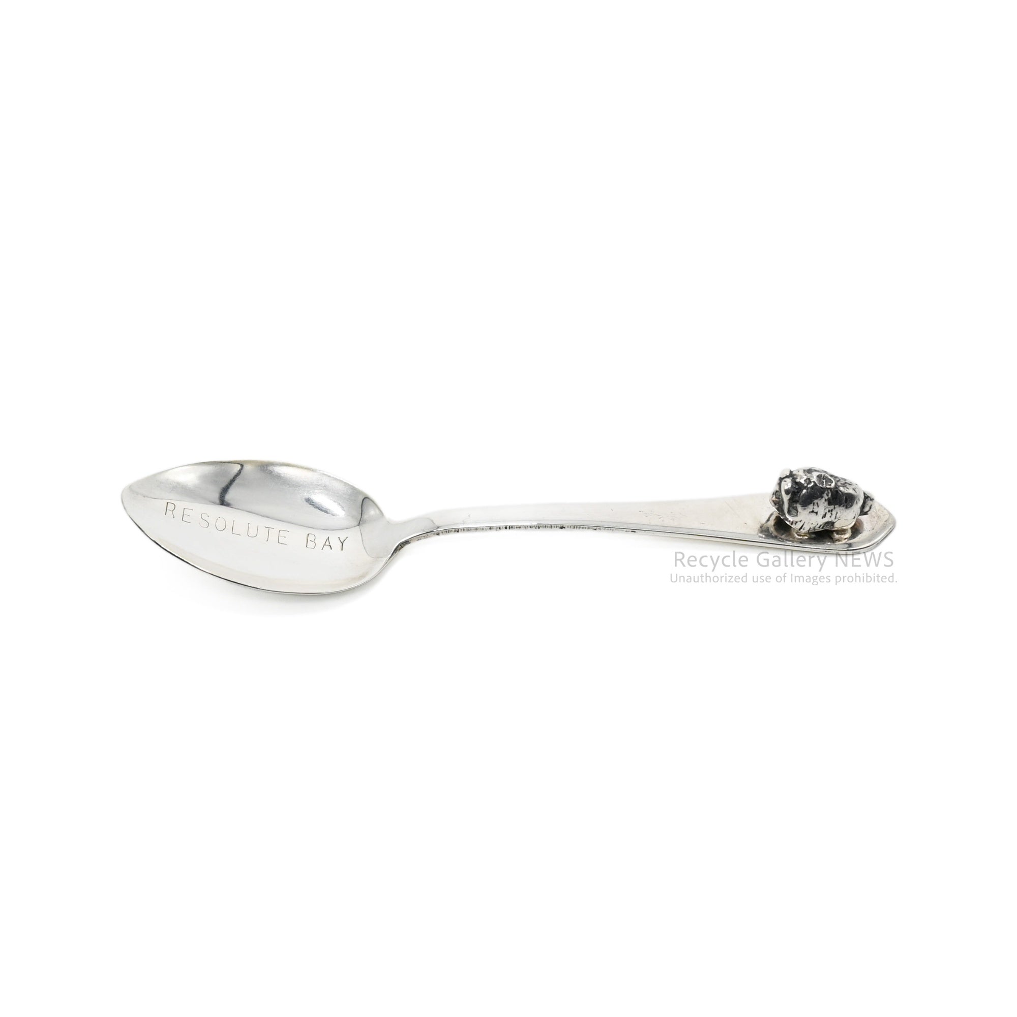 Sterling Silver Animal Spoons Set of 2 Moose & Bison Made in Canada / 動物たちのスプーン 2本セット ミニスプーン スターリングシルバー製 カナダ産 動物モチーフ ムース バイソン レゾリュート・ベイ