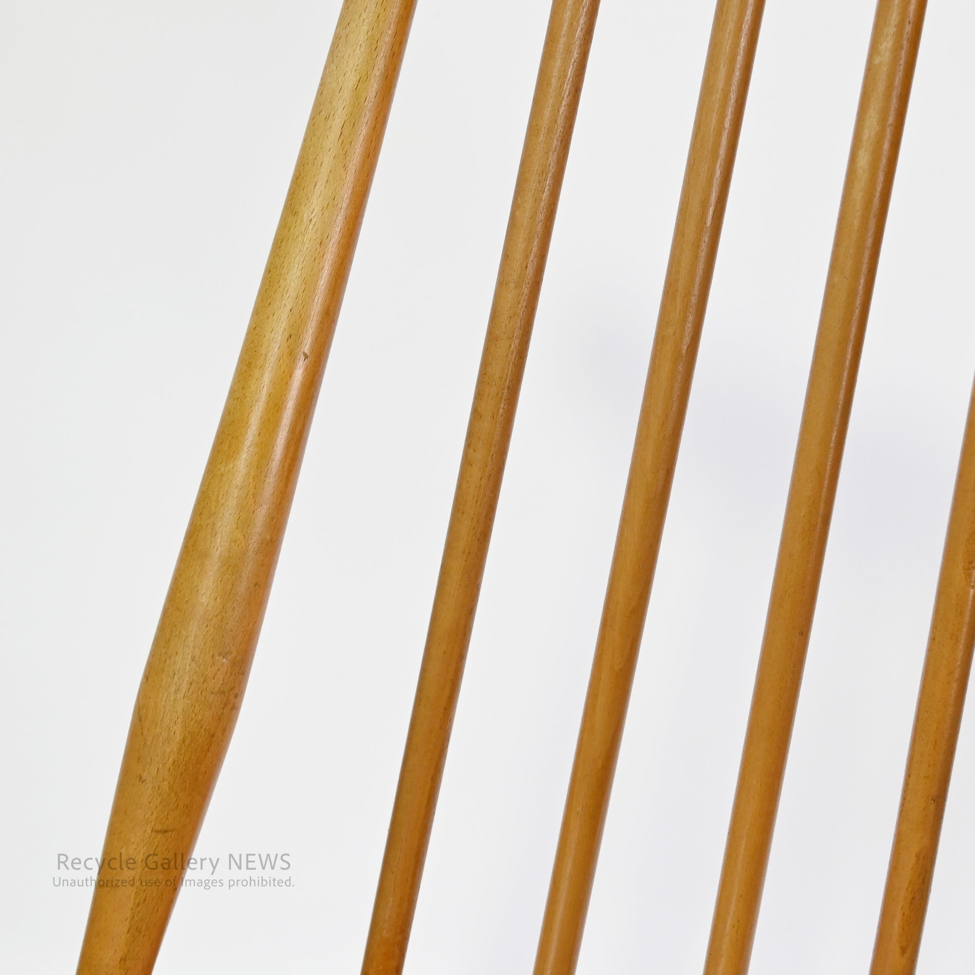 Ercol Ercol Goldsmith Chair British Elm Wood Traditional Craftsmanship Matches Scandinavian Design / アーコール ゴールドスミスチェア イギリス ニレ材  職人技 北欧モダン