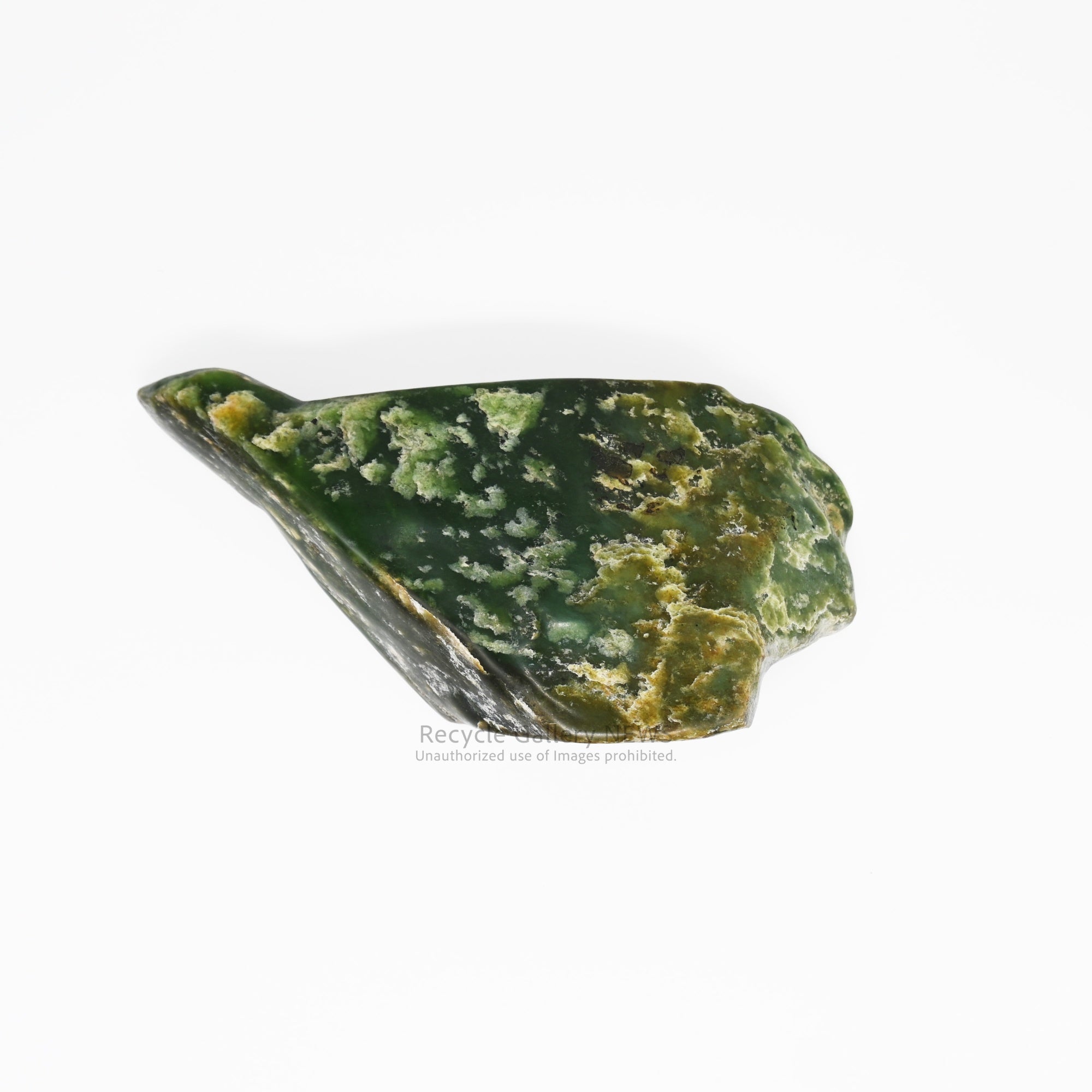 Bird-shaped Jade Green Gemstone Decorative Object / 鳥のような翡翠 緑色 天然石 置物
