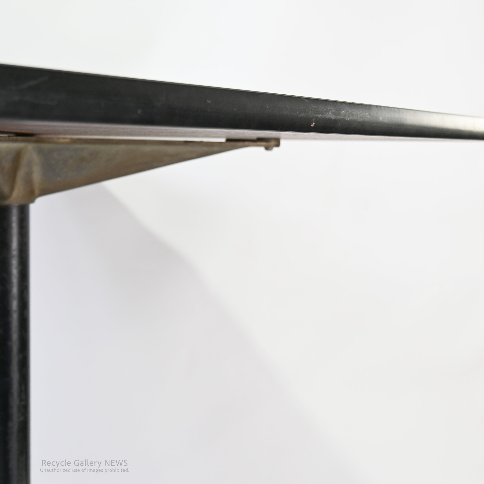 Herman Miller Eames Center Table by Charles & Ray Eames American Mid Century Modern Architectural Form / イームズセンターテーブル ミッドセンチュリー アメリカ チャールズ＆レイ・イームズ 建築