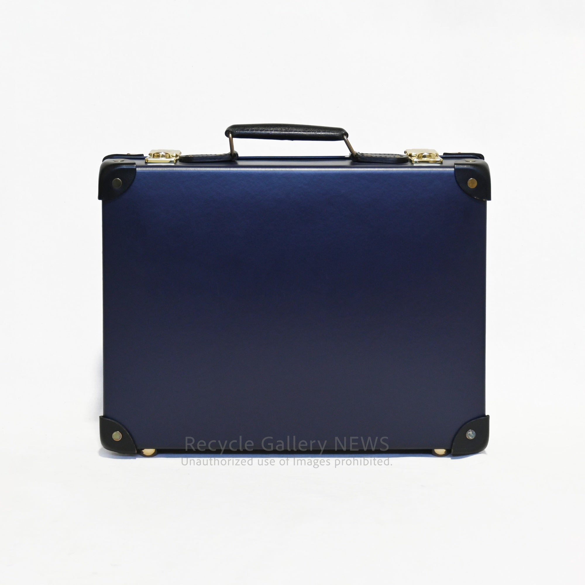 【最終値下】トロールビーズ　コレクションケース　ターコイズブルー　青　あお　黒 GLOBE-TROTTER Attache 007 Spectre Limited Edition James Bond
