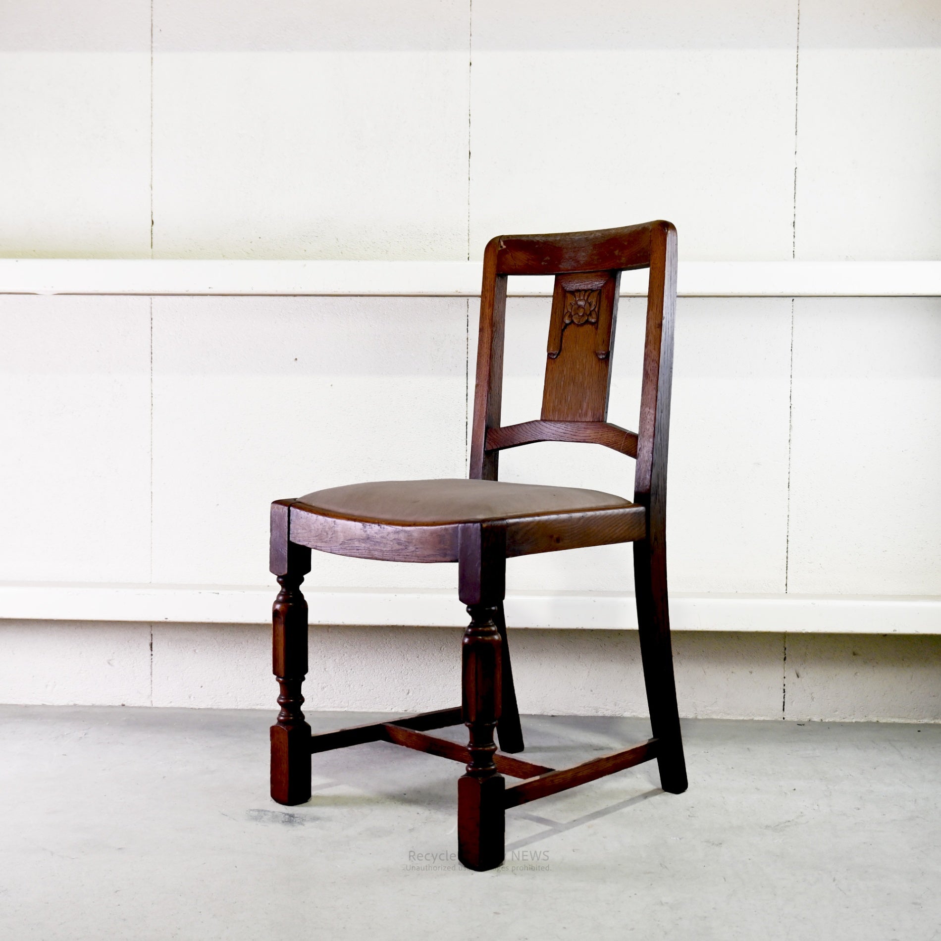 S T O O L – Recycle Gallery NEWS 烏山