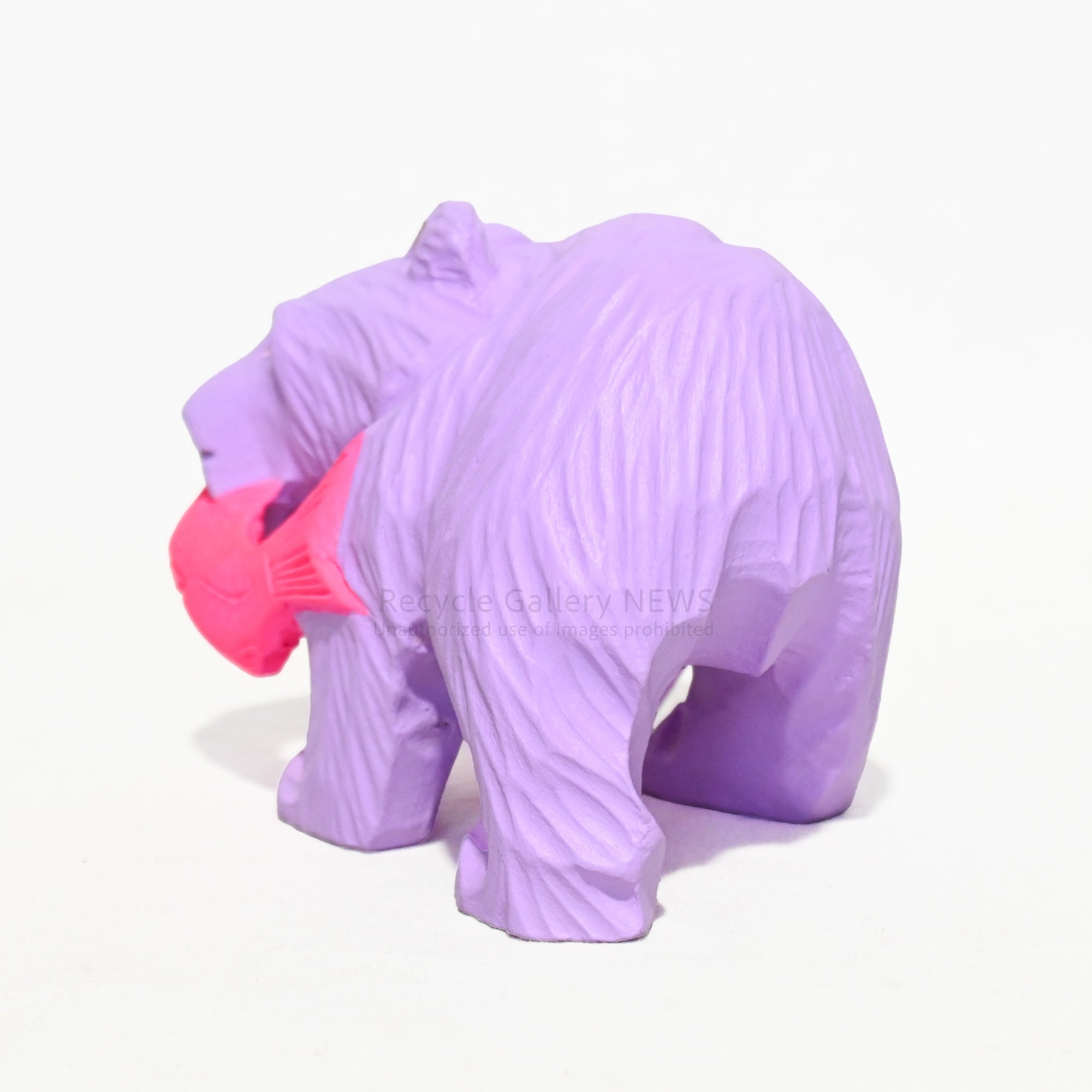 Repainted wooden carved bear Creamy purple Colorful objet Japanese